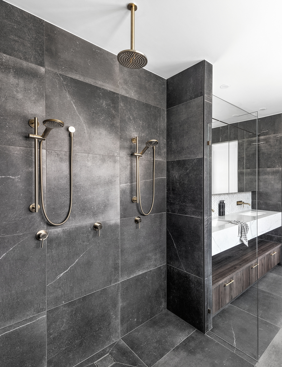 Real Estate in Holland Park