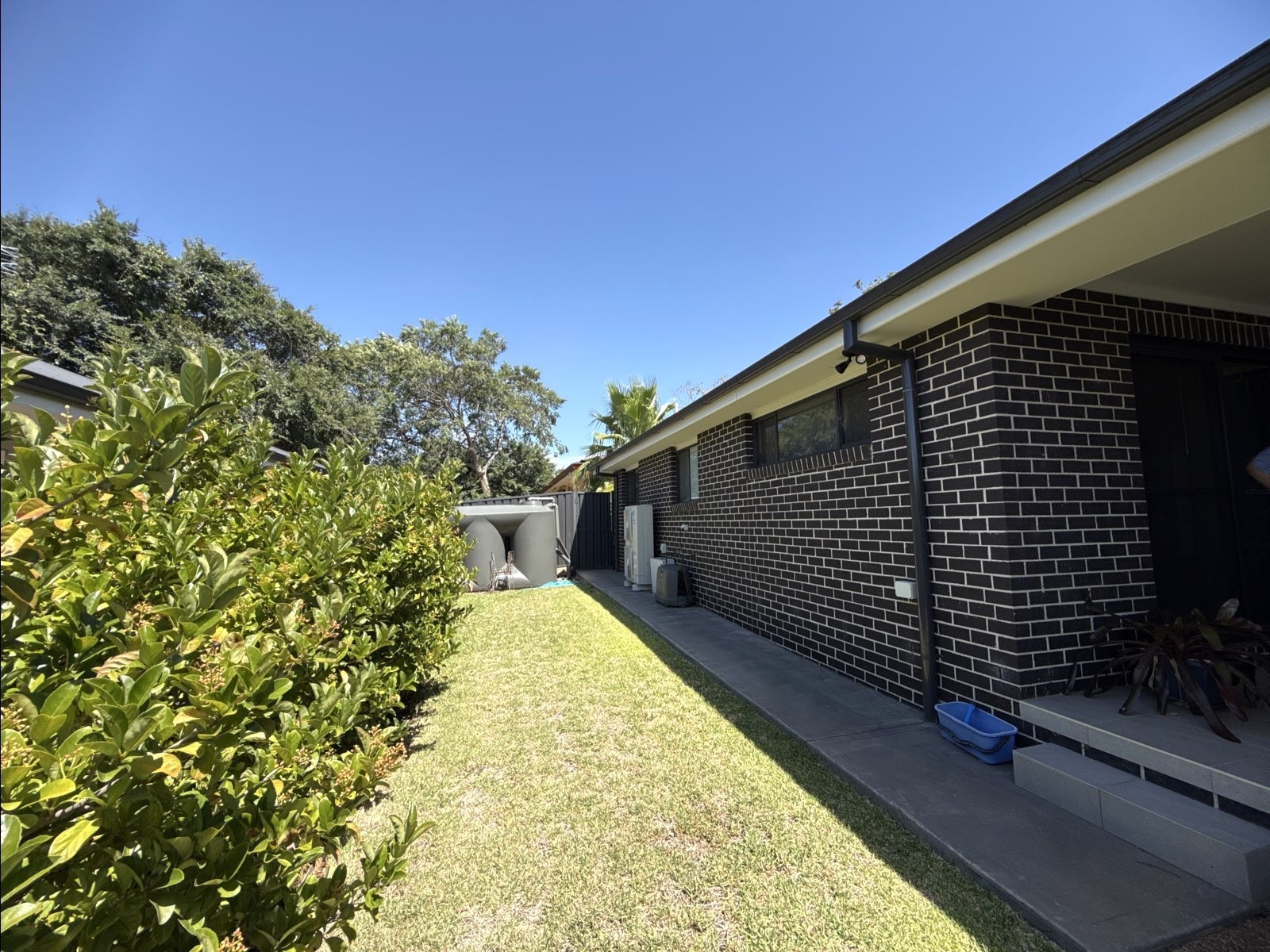 Image 10