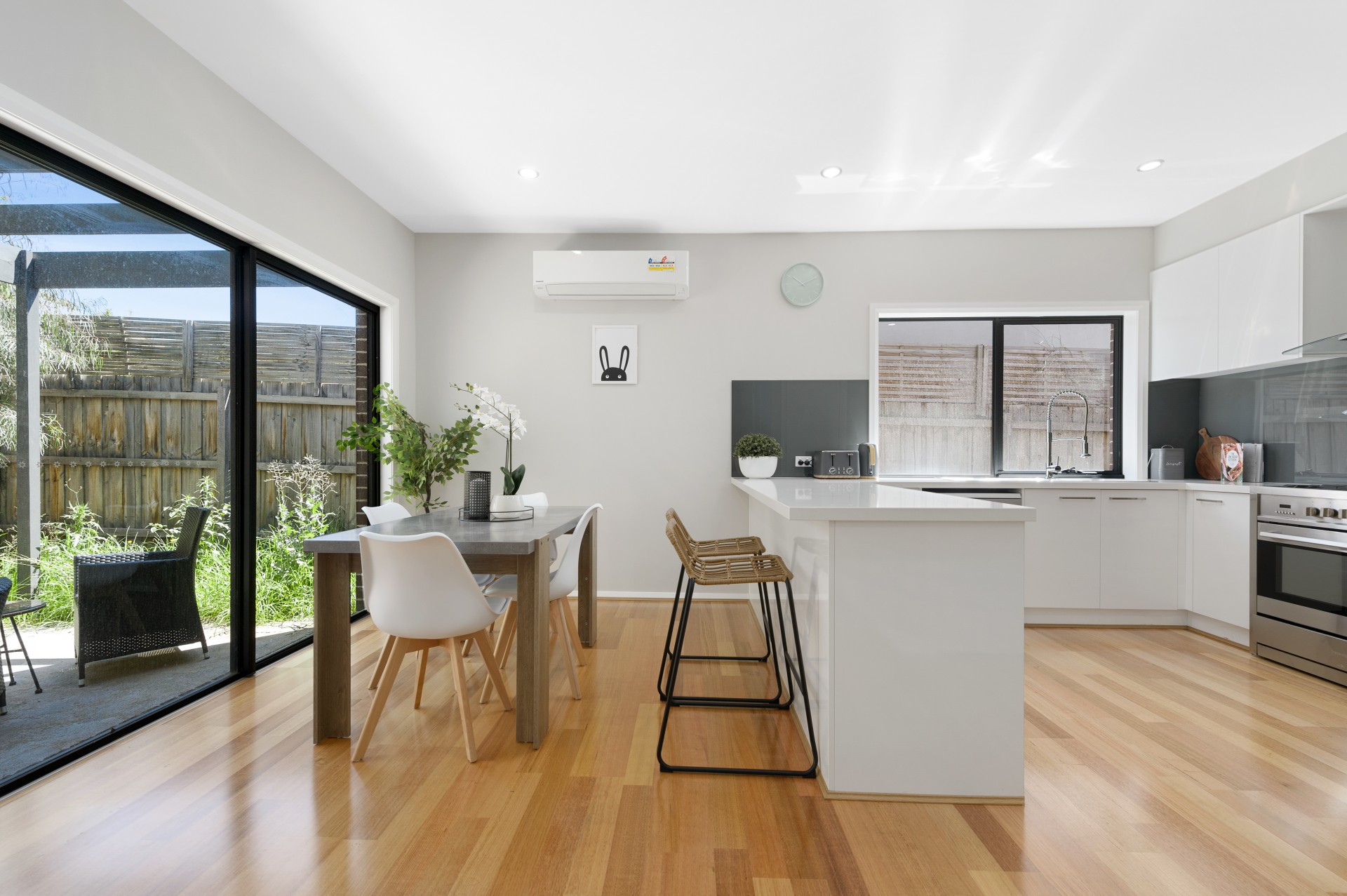unit3/18 South Parade, Blackburn - Thumbnail 4