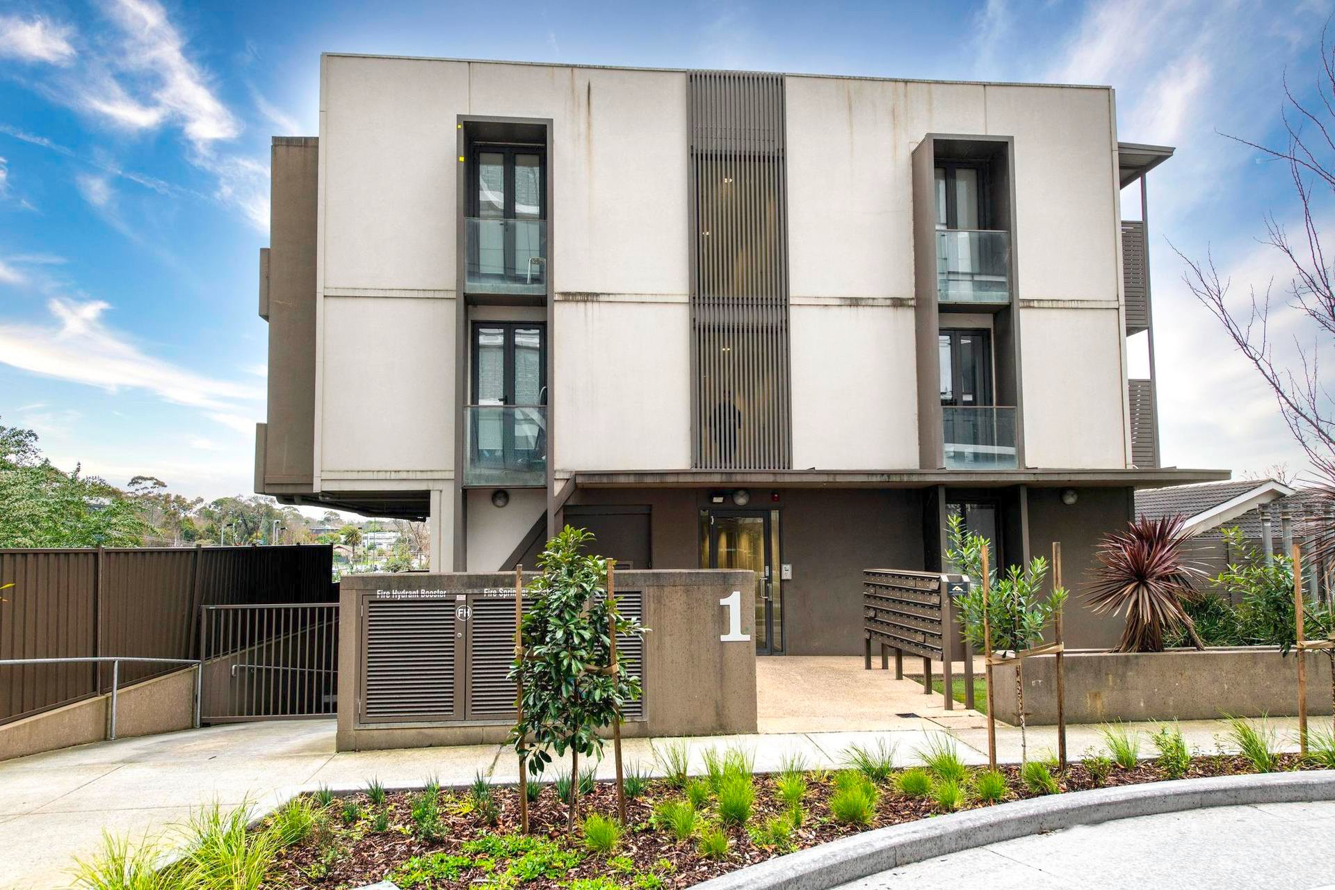 Property For Rent in Box Hill