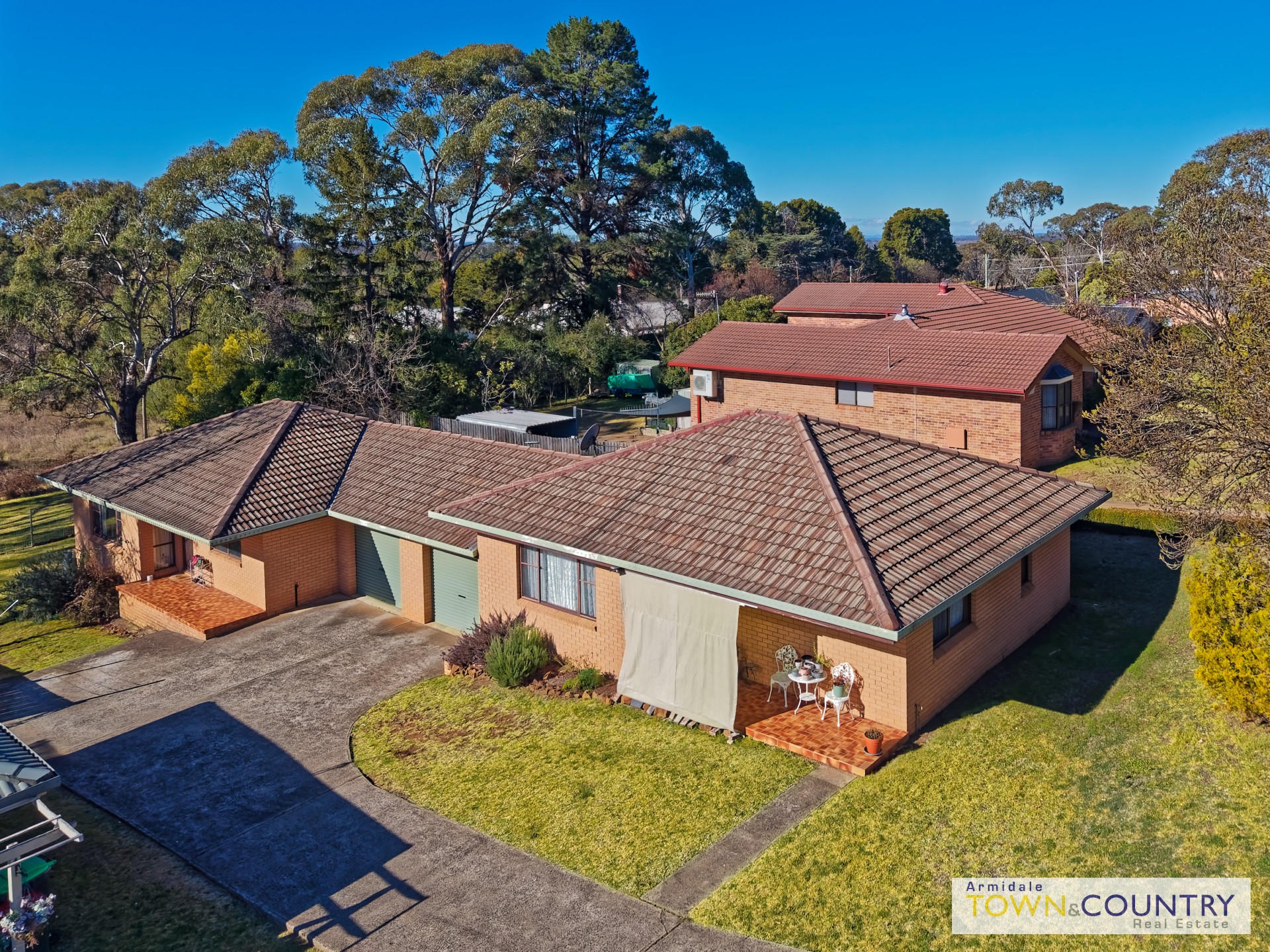 Unit 1&2 at 20 Centura Crescent, Armidale - Image 1