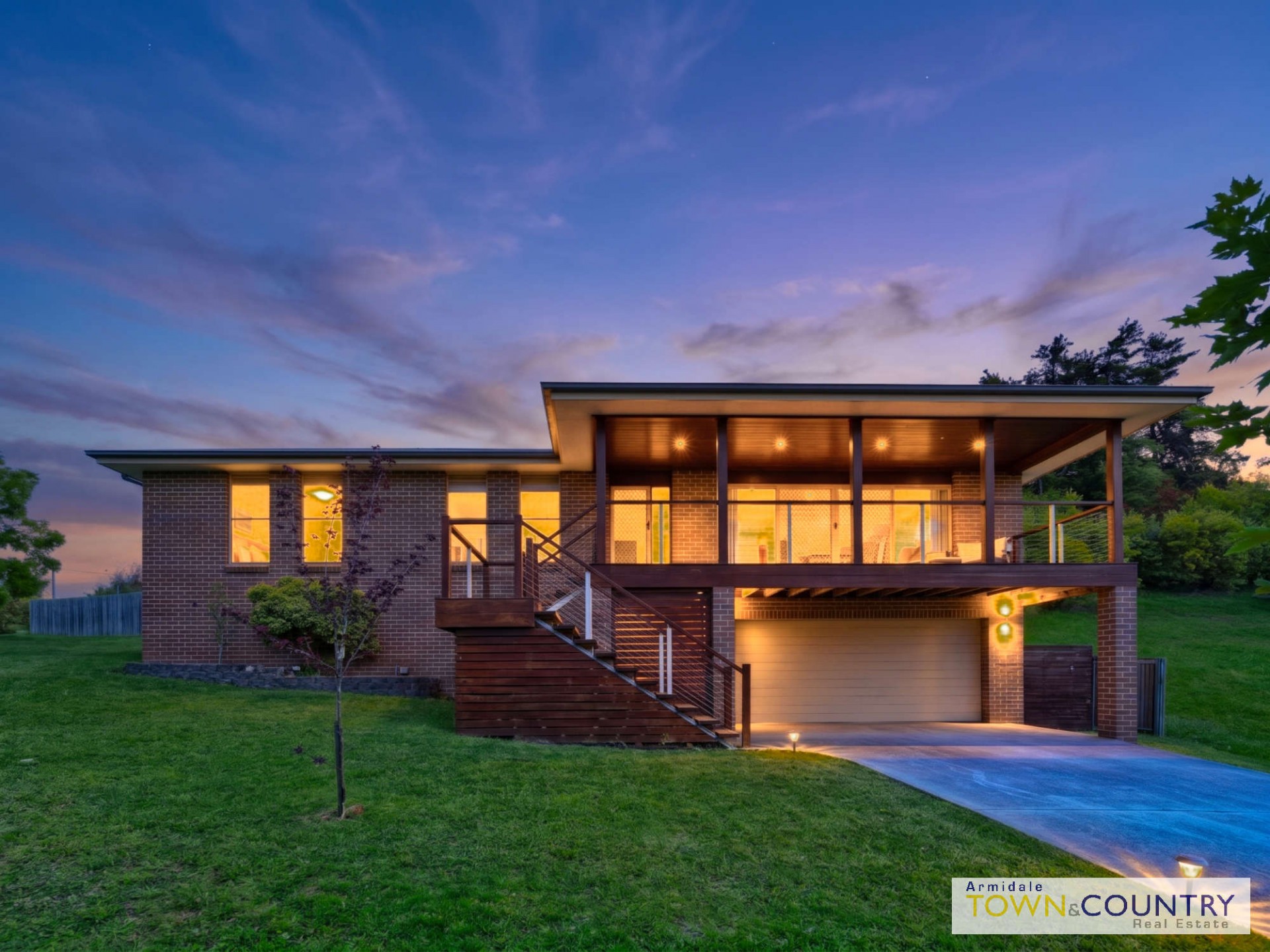 12 Napier Court, Armidale - Image 1