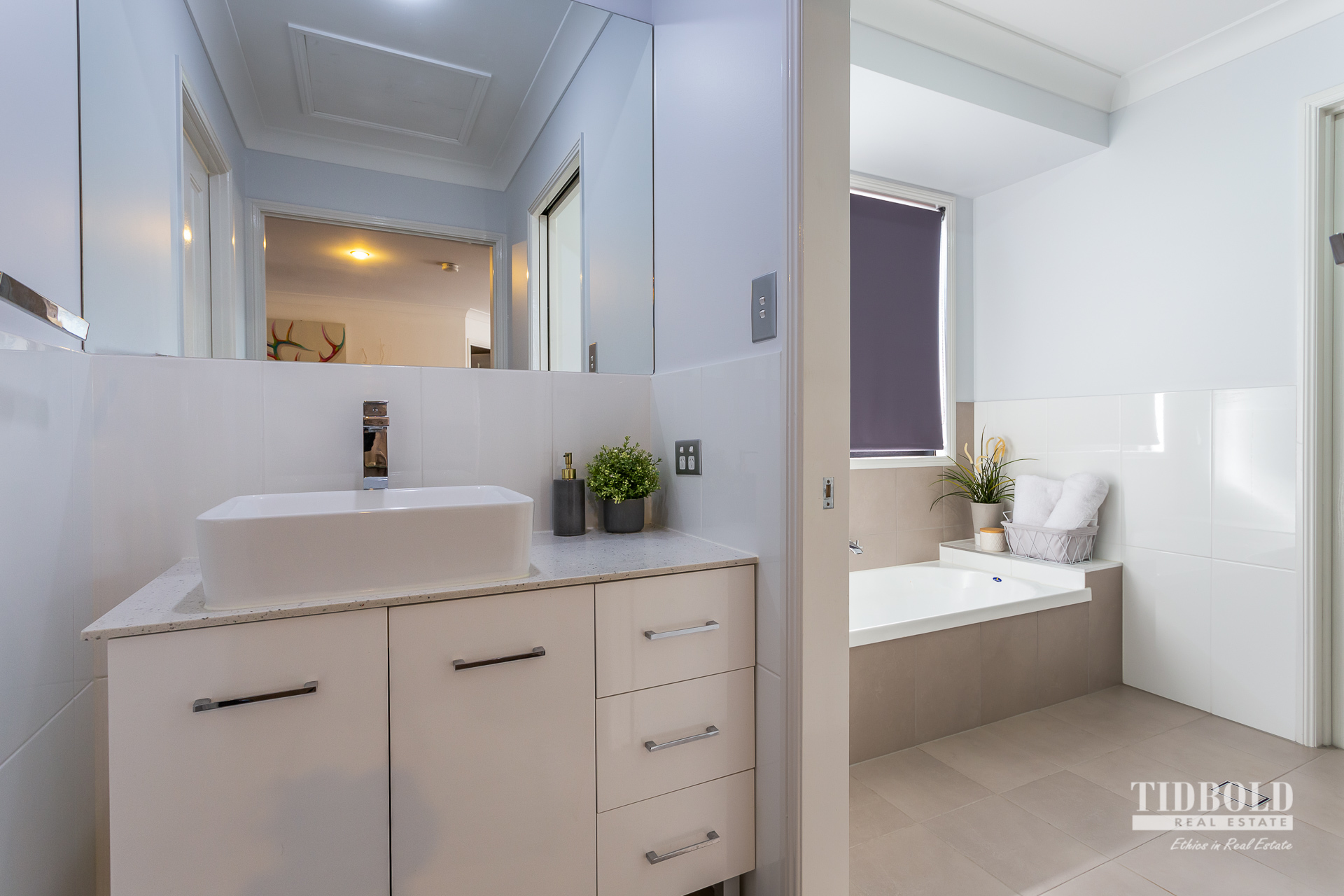 4 Creedin Court, Redland Bay - Thumbnail 8