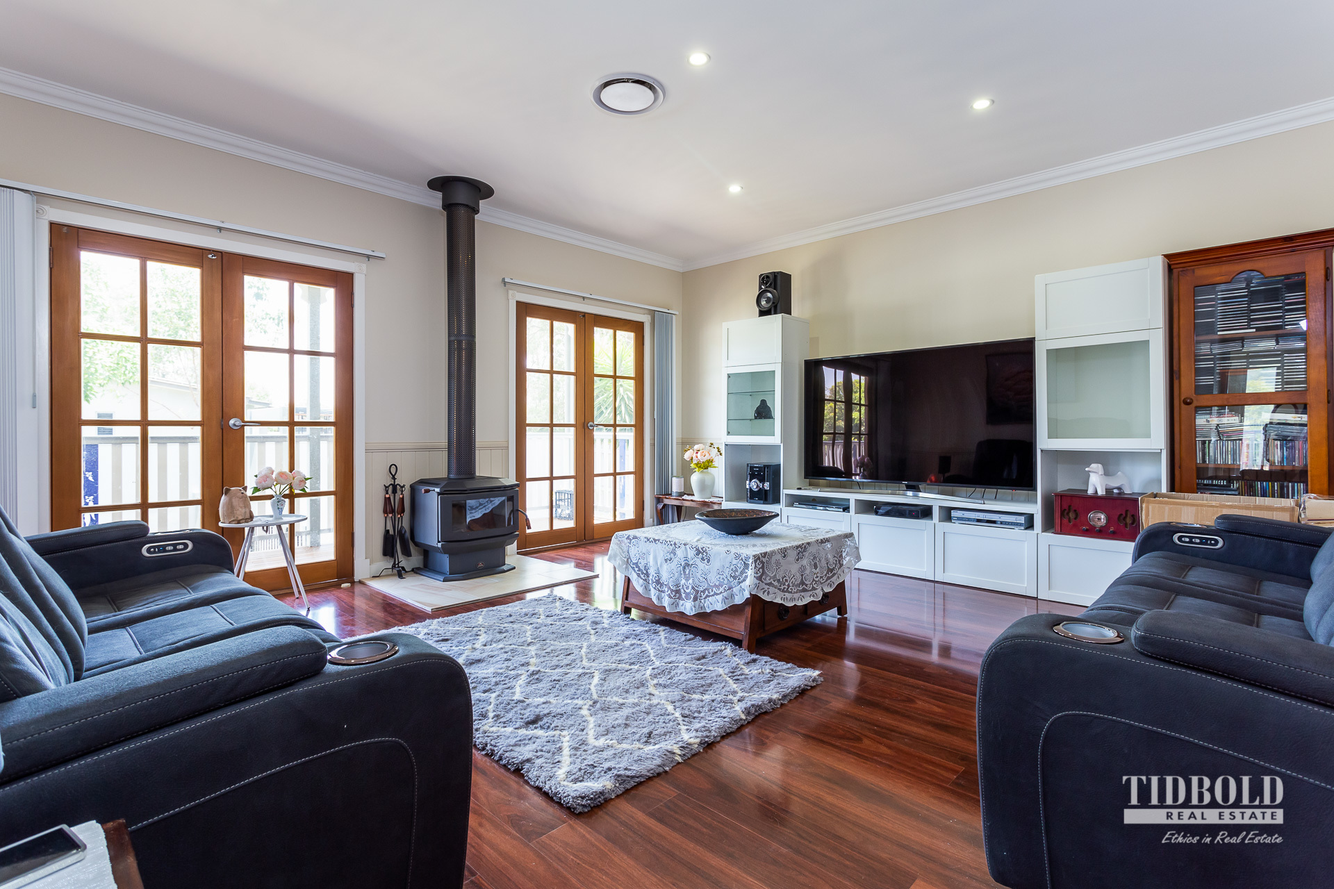8 Bream Place, Redland Bay - Thumbnail 4