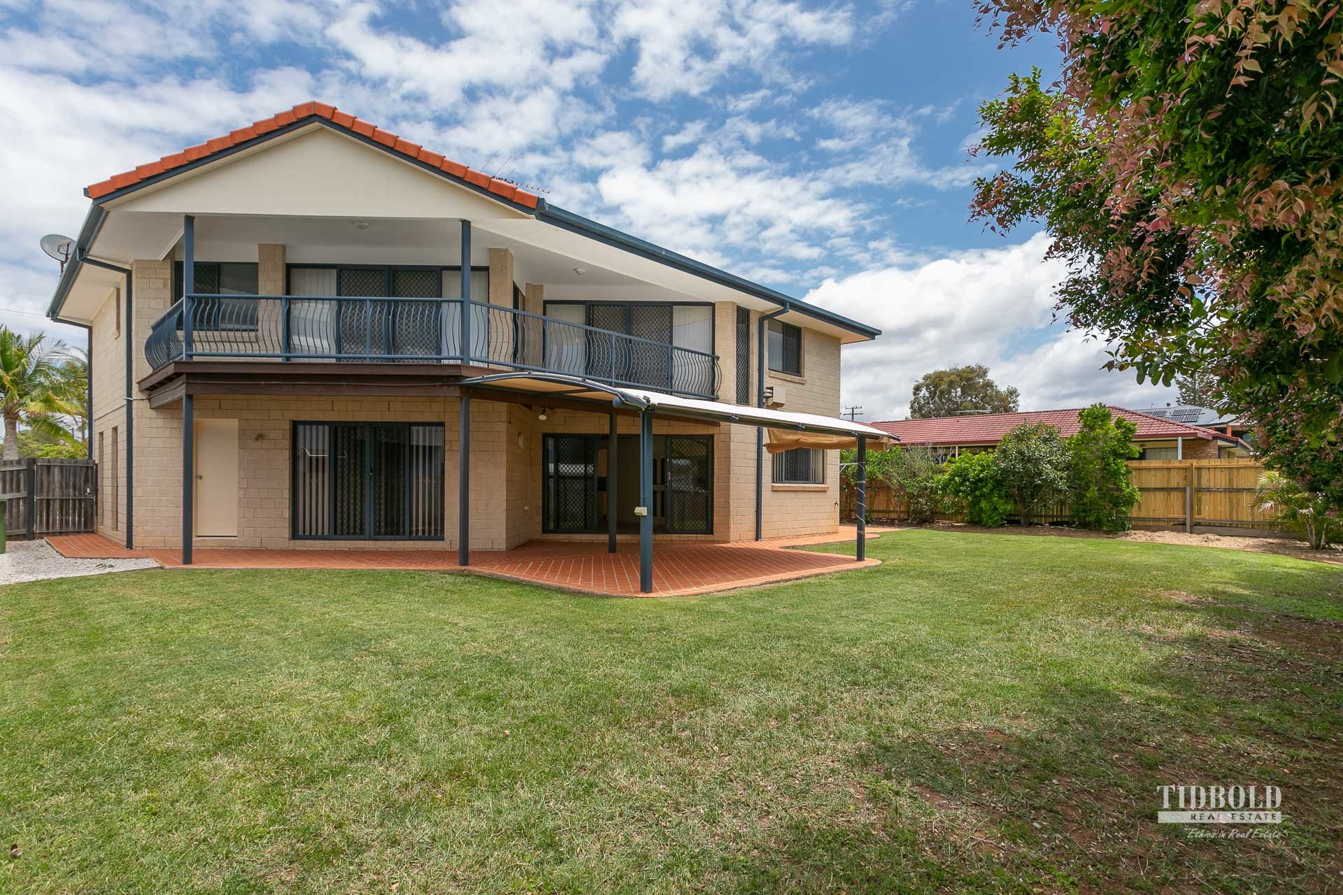 16 Torquay Road, Redland Bay - Thumbnail 8