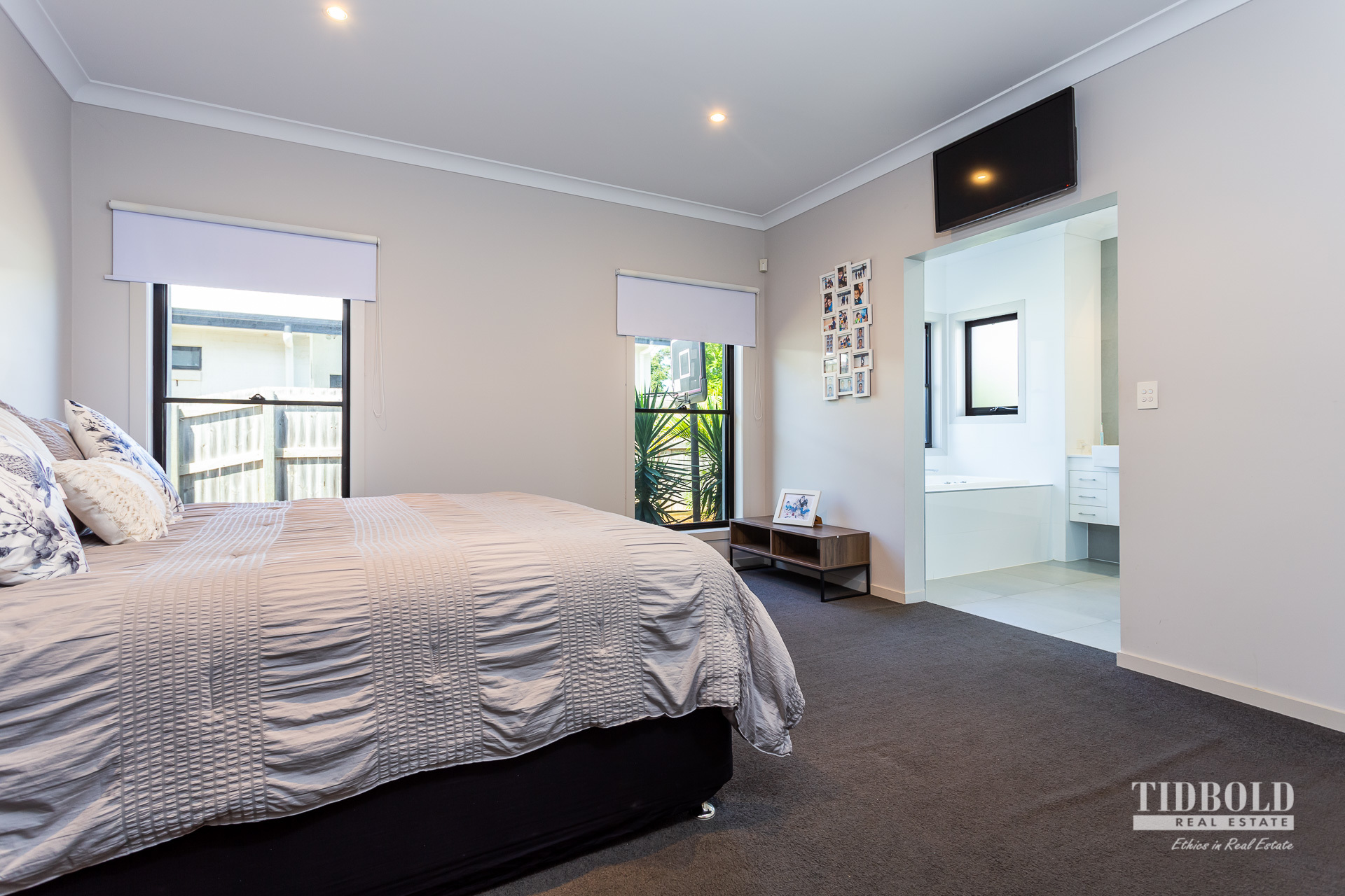 11 Cypress Street, Redland Bay - Thumbnail 6