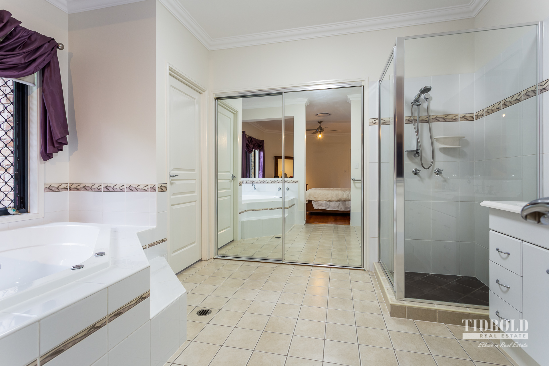 17 Jay Crescent, Redland Bay - Thumbnail 8