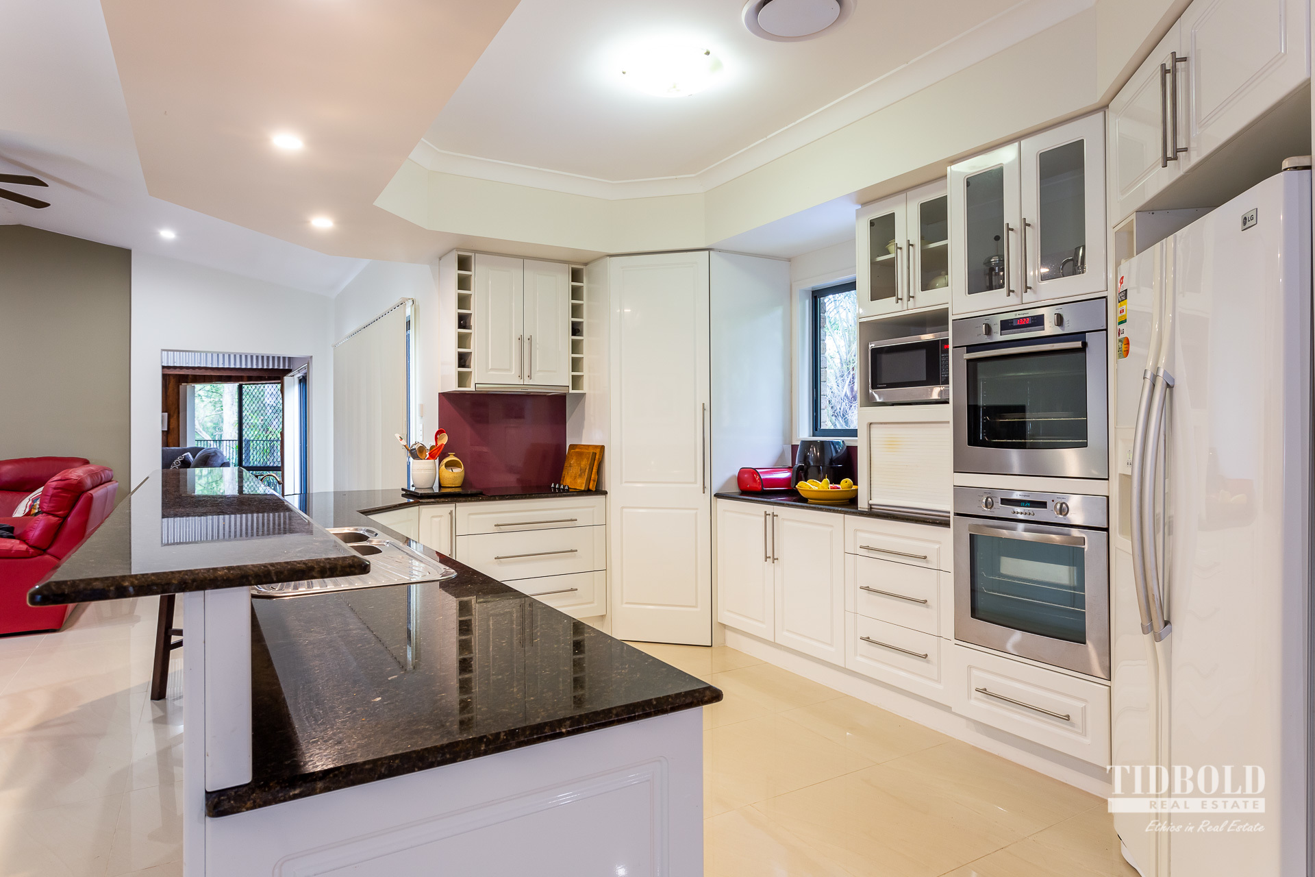 17 Jay Crescent, Redland Bay - Thumbnail 2