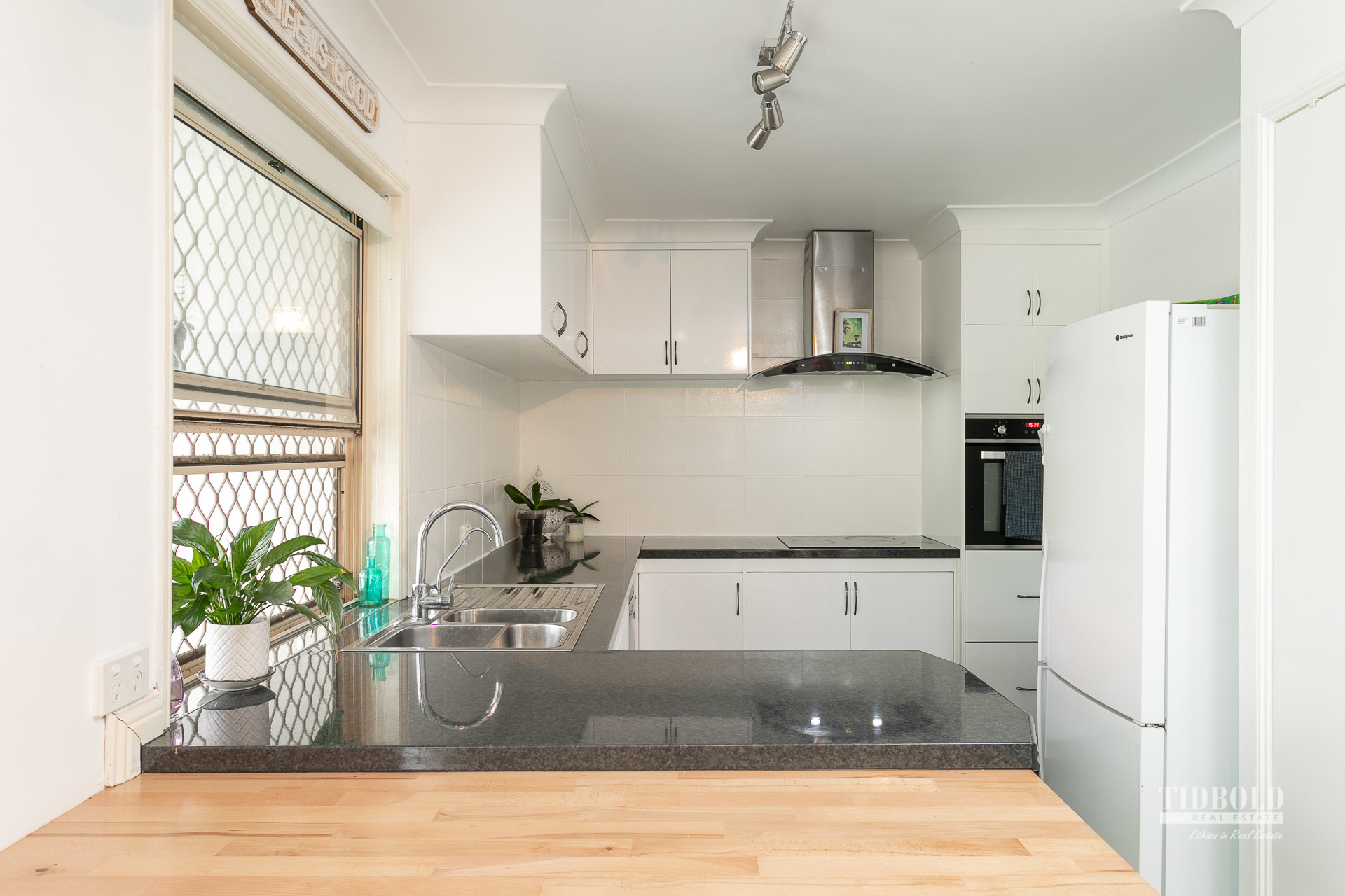 92 Sycamore Parade, Victoria Point - Thumbnail 6