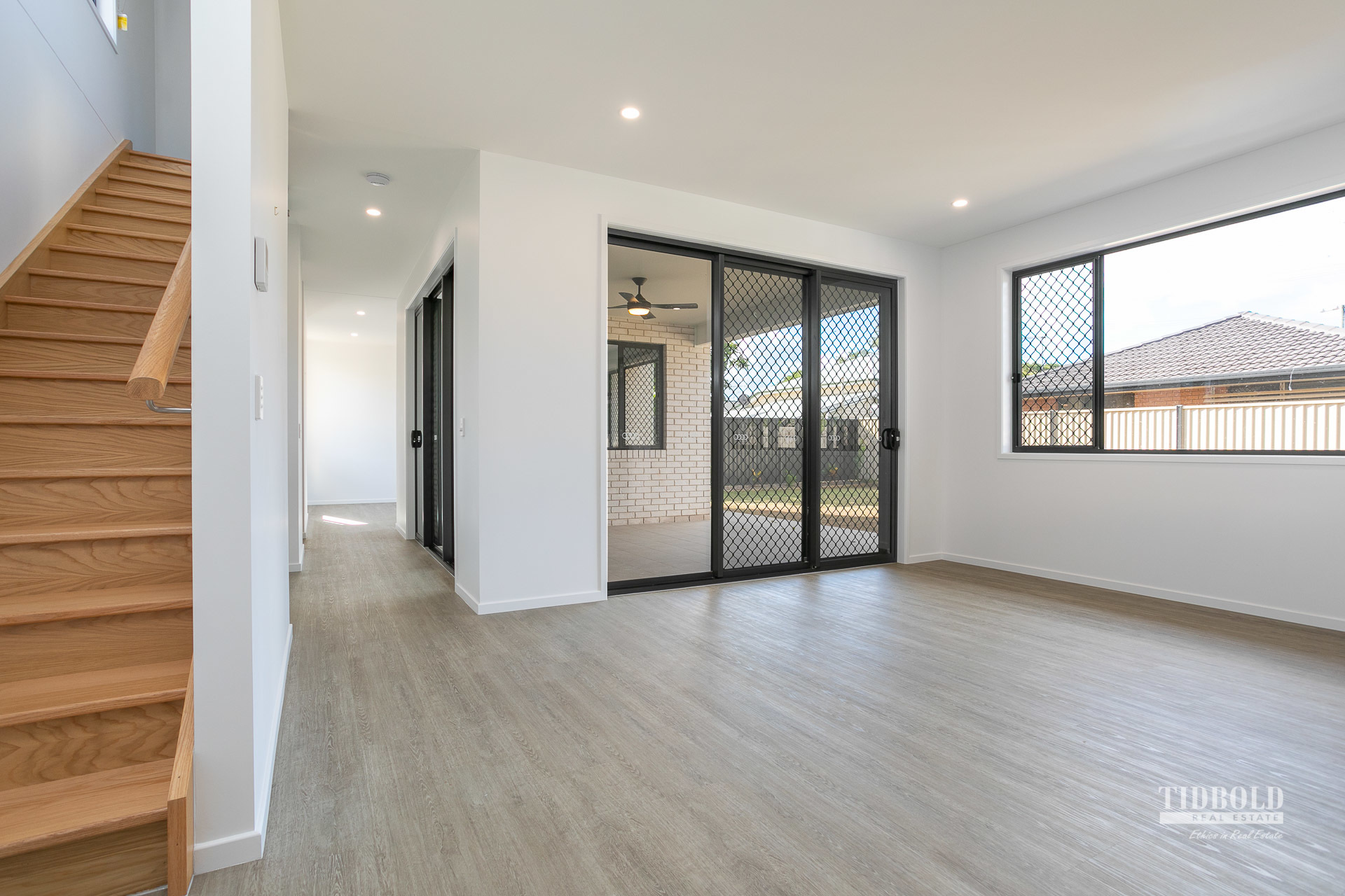 209 Colburn Avenue, Victoria Point - Thumbnail 4