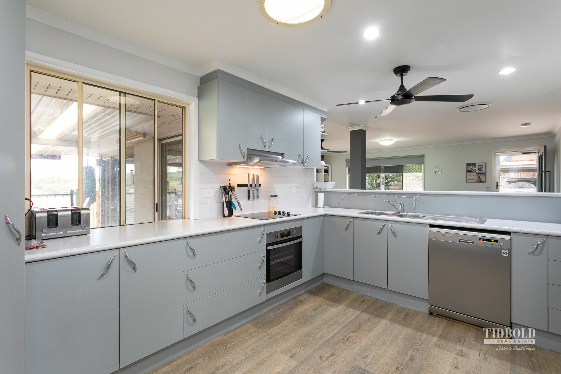 6 Carrie Crescent, Beenleigh - Thumbnail 4