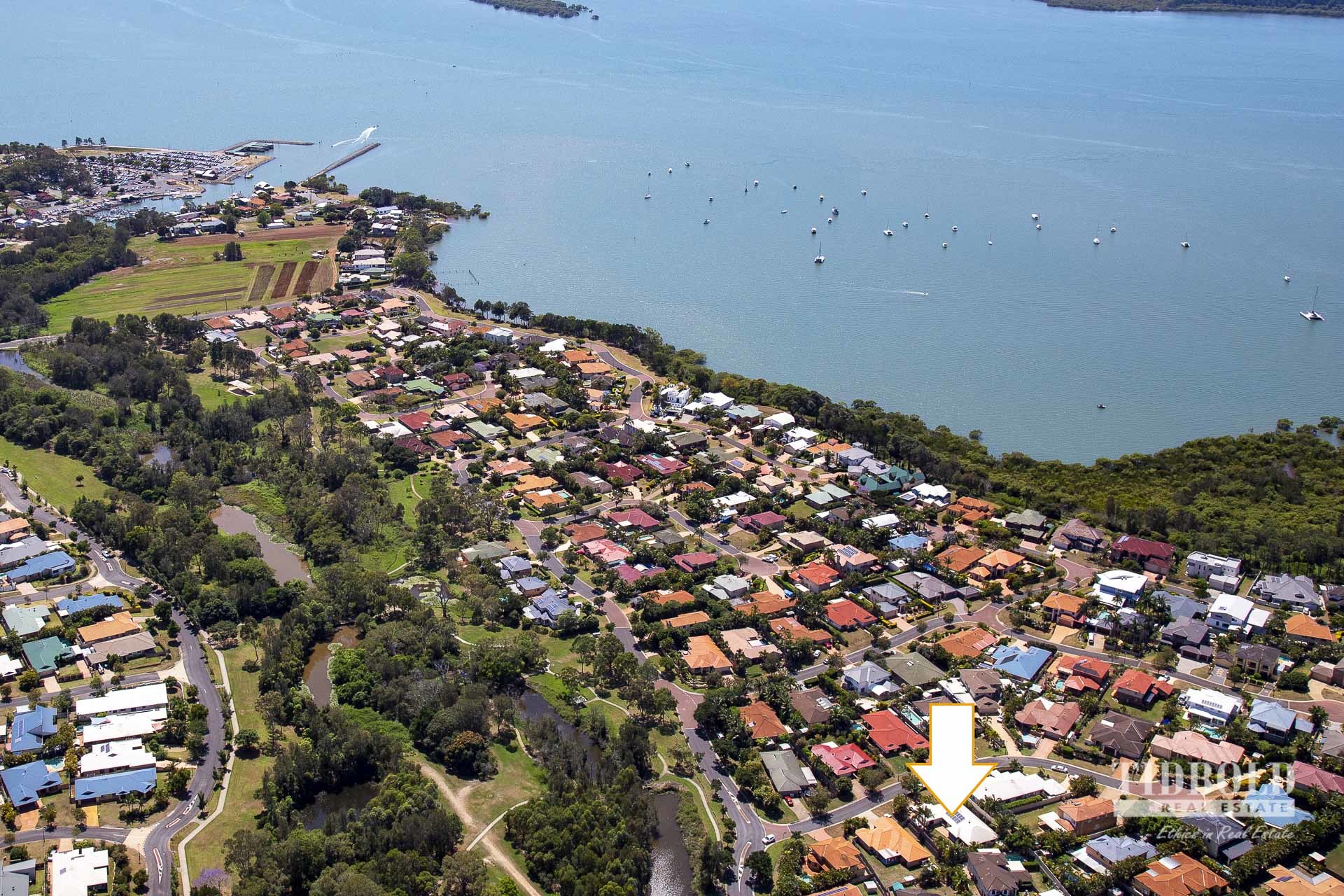 15 Mathison Court, Redland Bay - Thumbnail 2