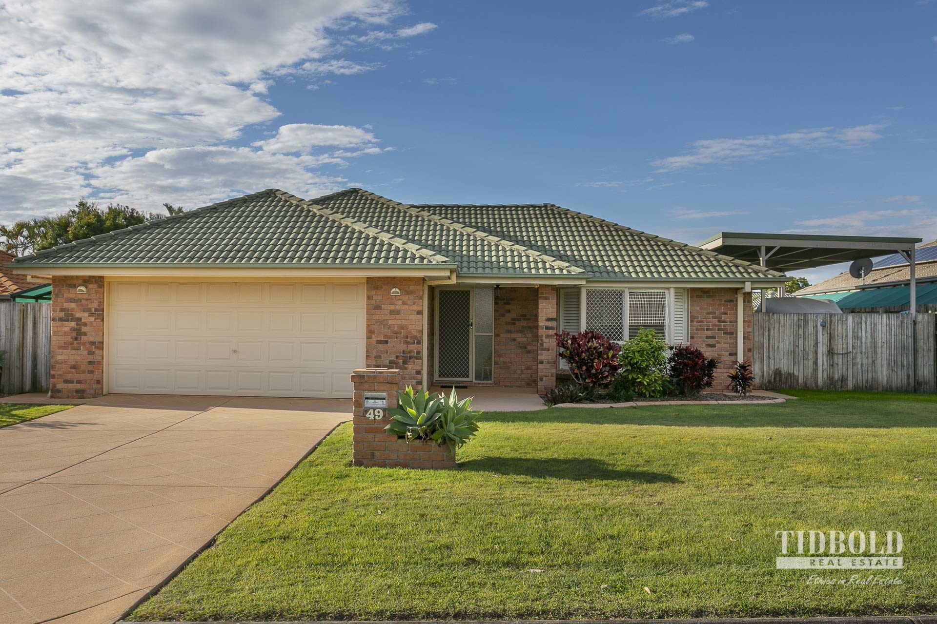 49 Seaholly Crescent, Victoria Point - Thumbnail 2