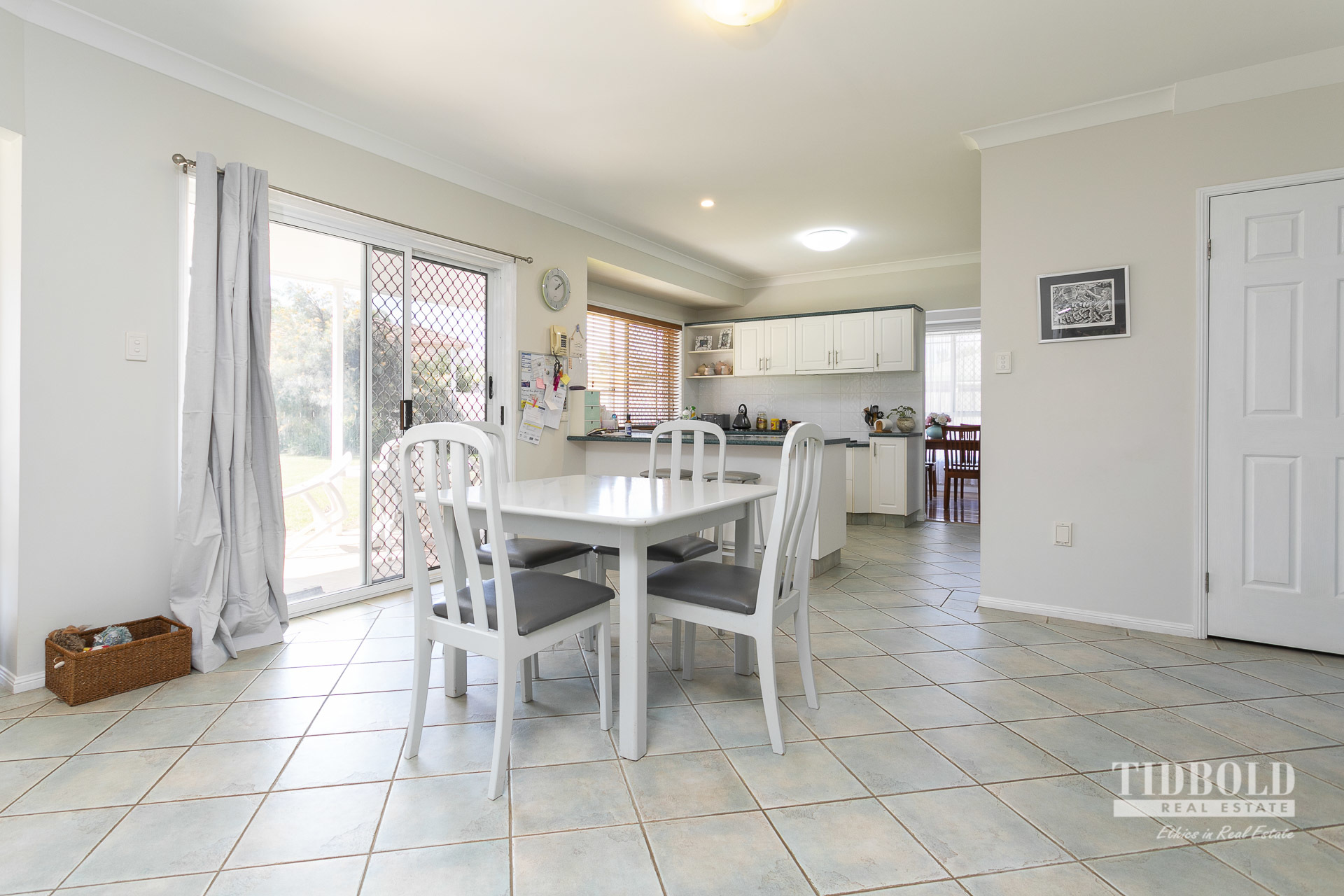 18 Tipplers Street, Victoria Point - Thumbnail 6