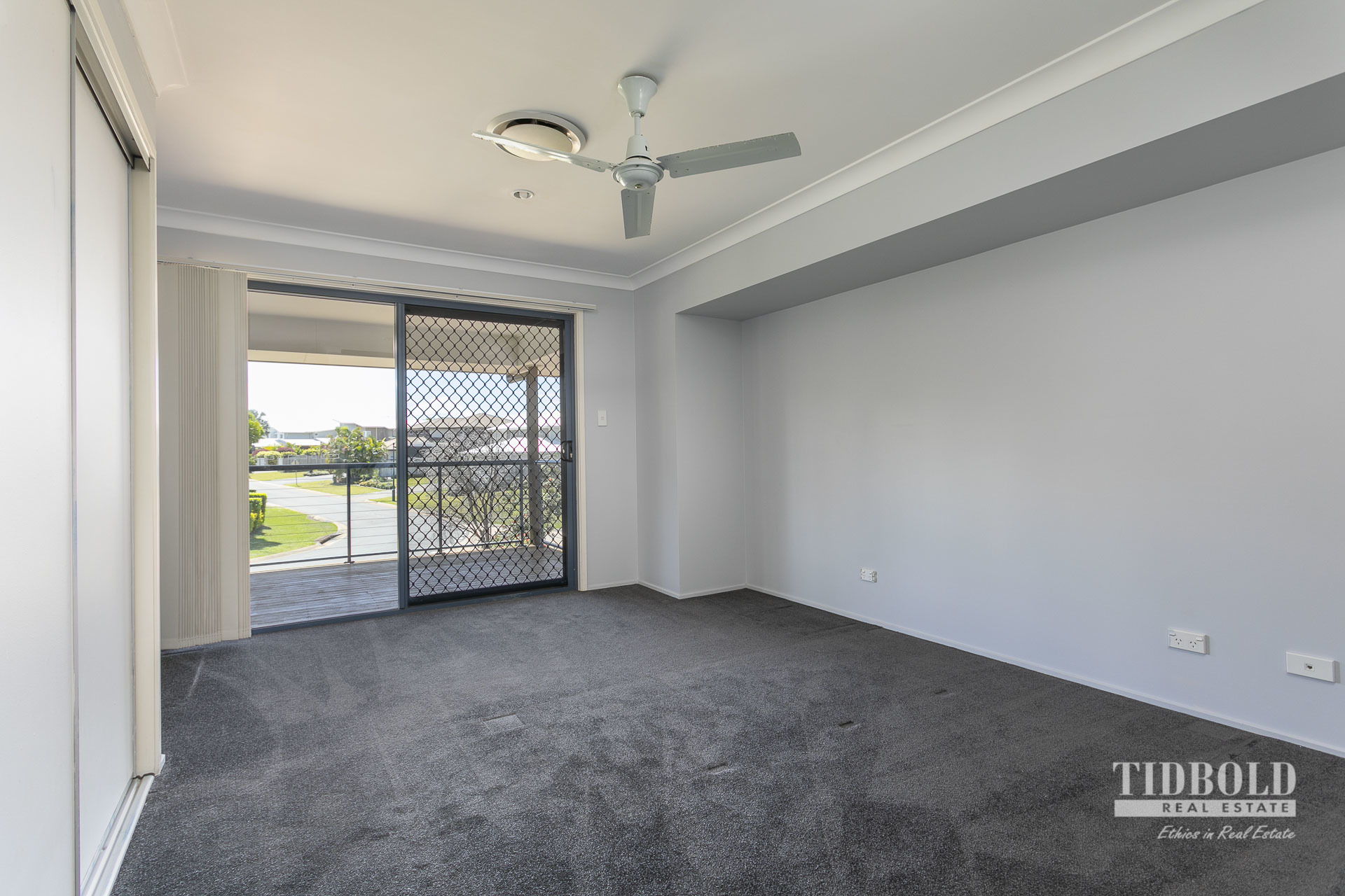 27 Attenborough Circuit, Redland Bay - Thumbnail 7