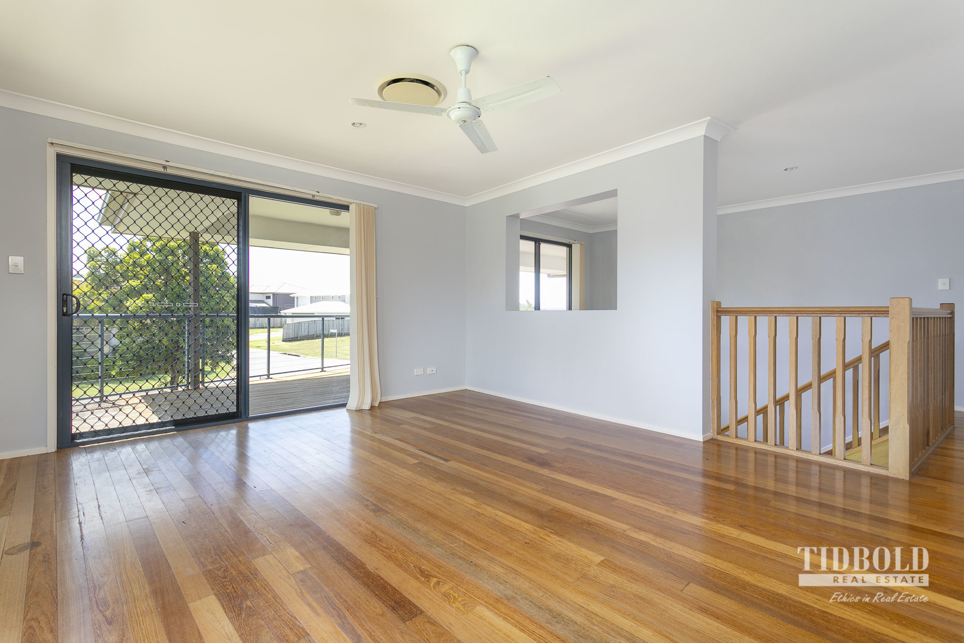 27 Attenborough Circuit, Redland Bay - Thumbnail 3