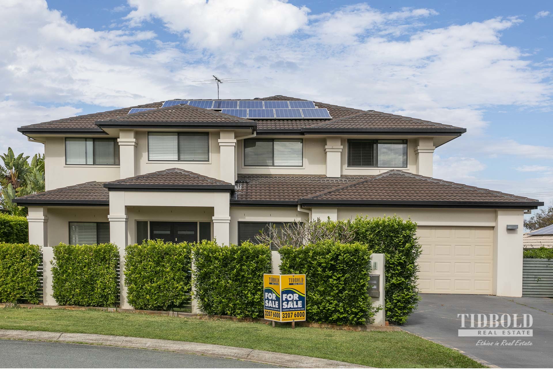 21 Lindeman Place, Redland Bay - Thumbnail 2