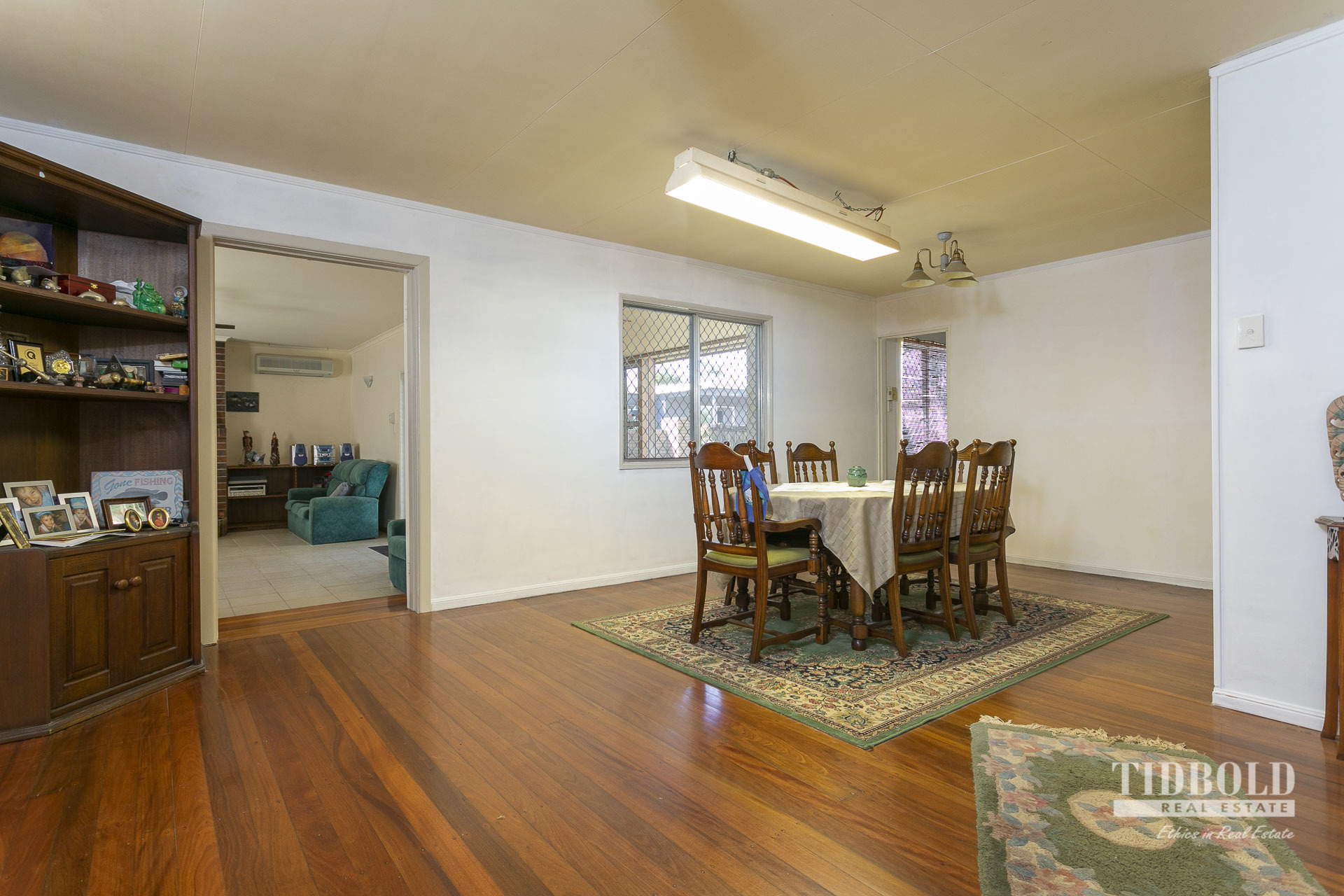 54-56 Dart Street, Redland Bay - Thumbnail 3