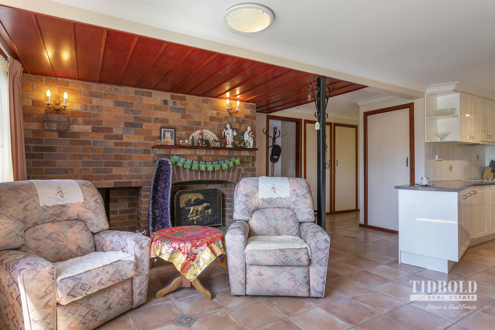 23 Pitt Street, Redland Bay - Thumbnail 6
