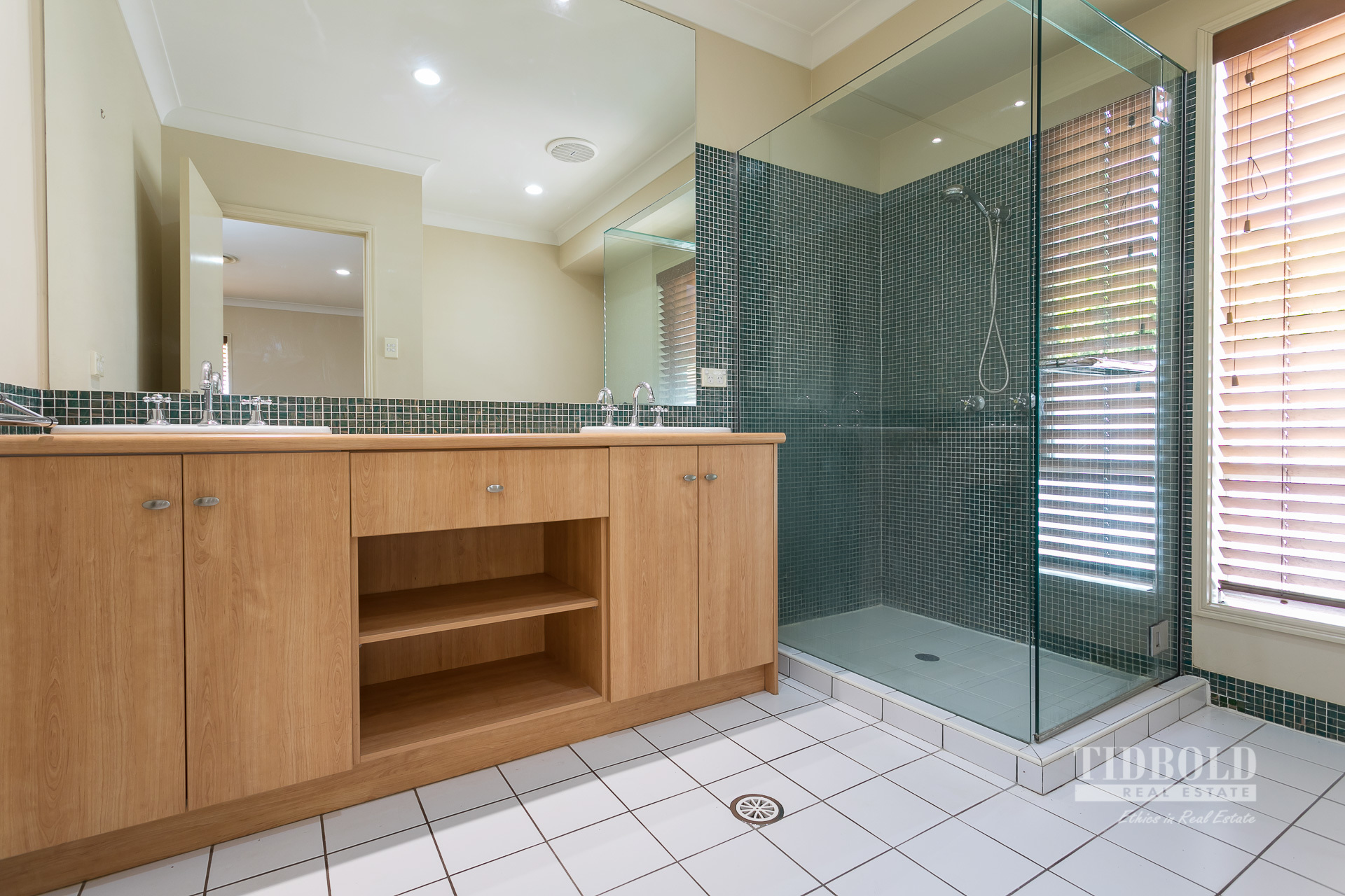 176 Point O'Halloran Road, Victoria Point - Thumbnail 8