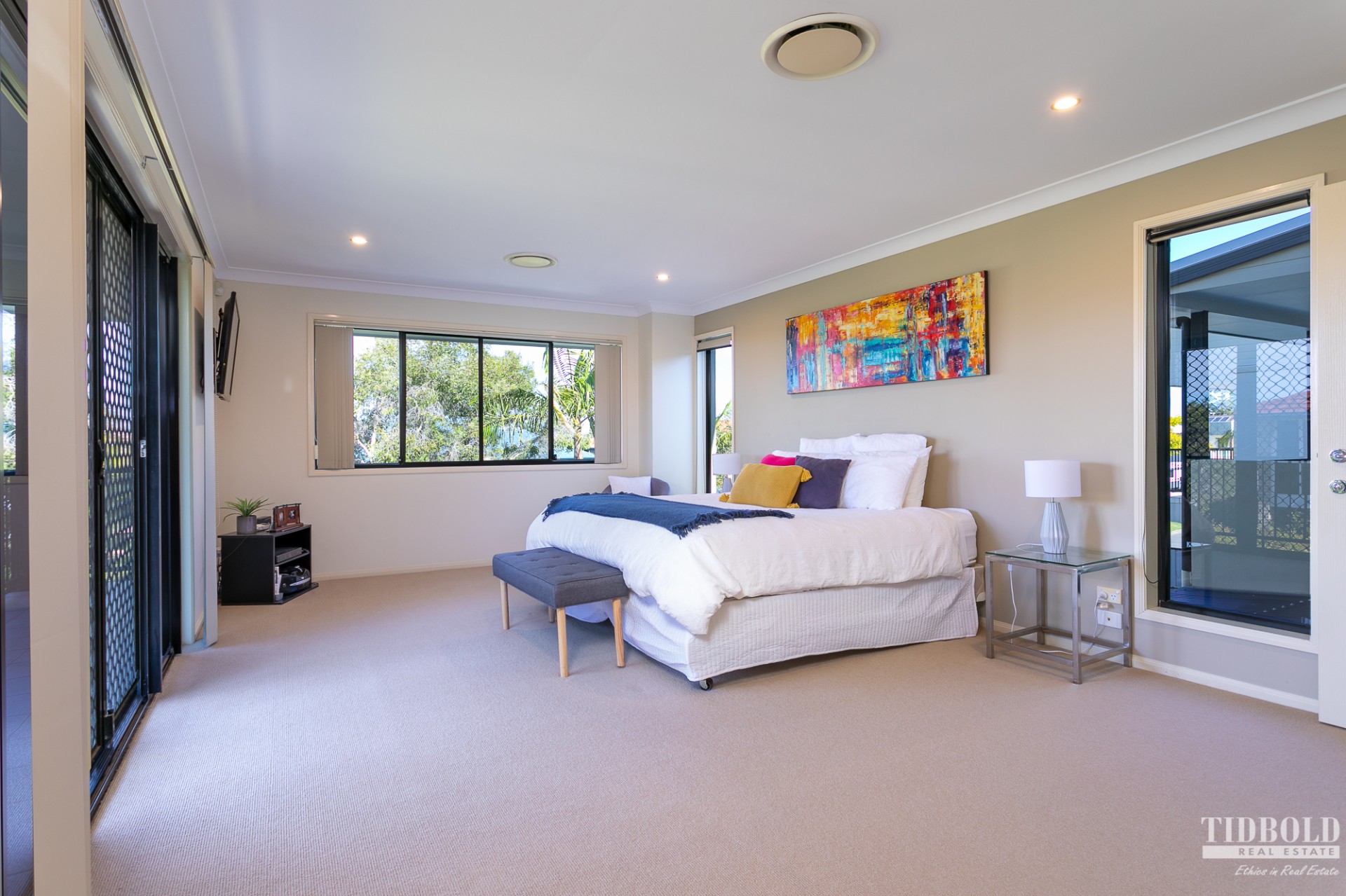 1 Truro Court, Redland Bay - Thumbnail 6
