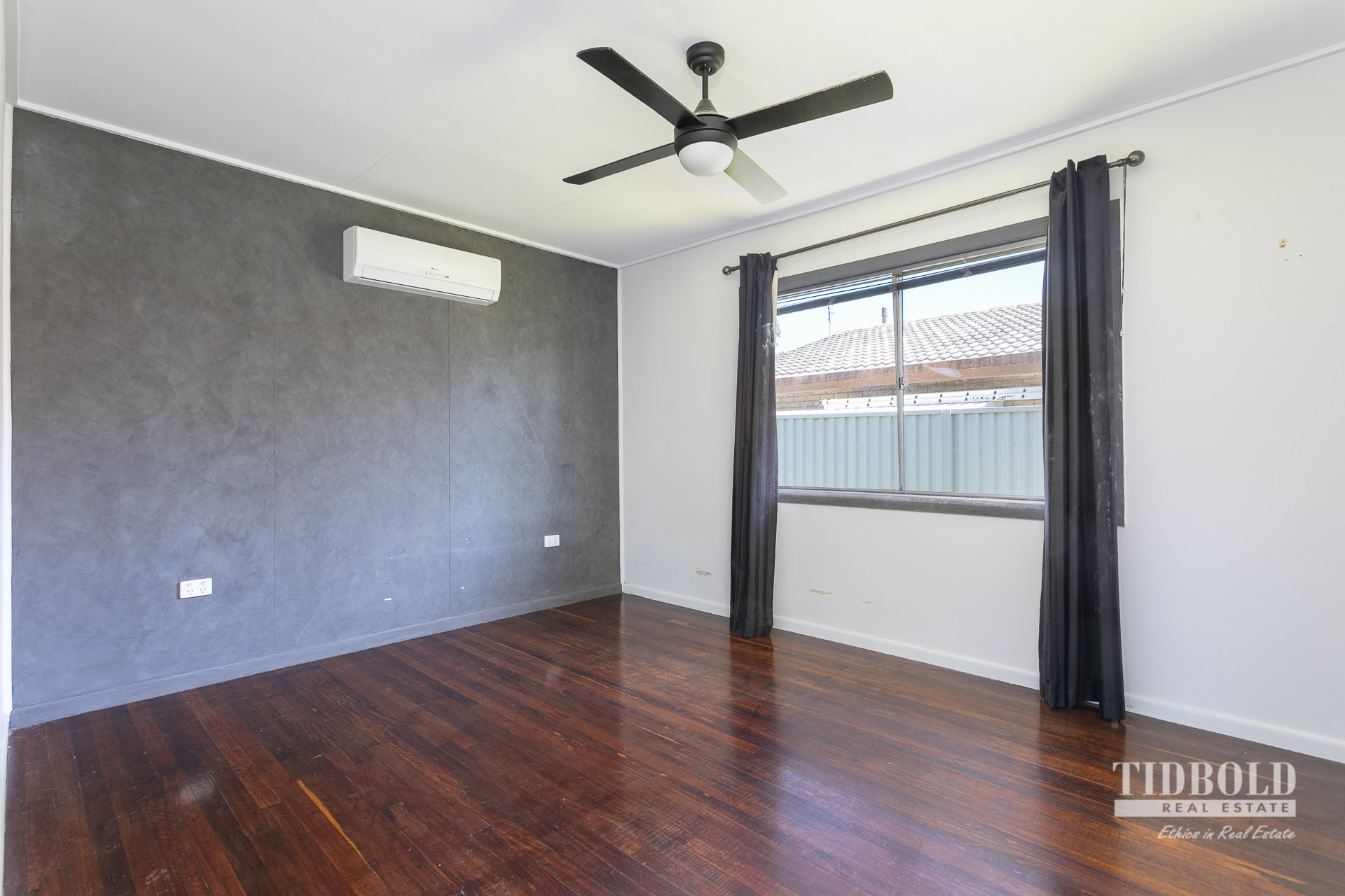 8 Tina Street, Redland Bay - Thumbnail 5