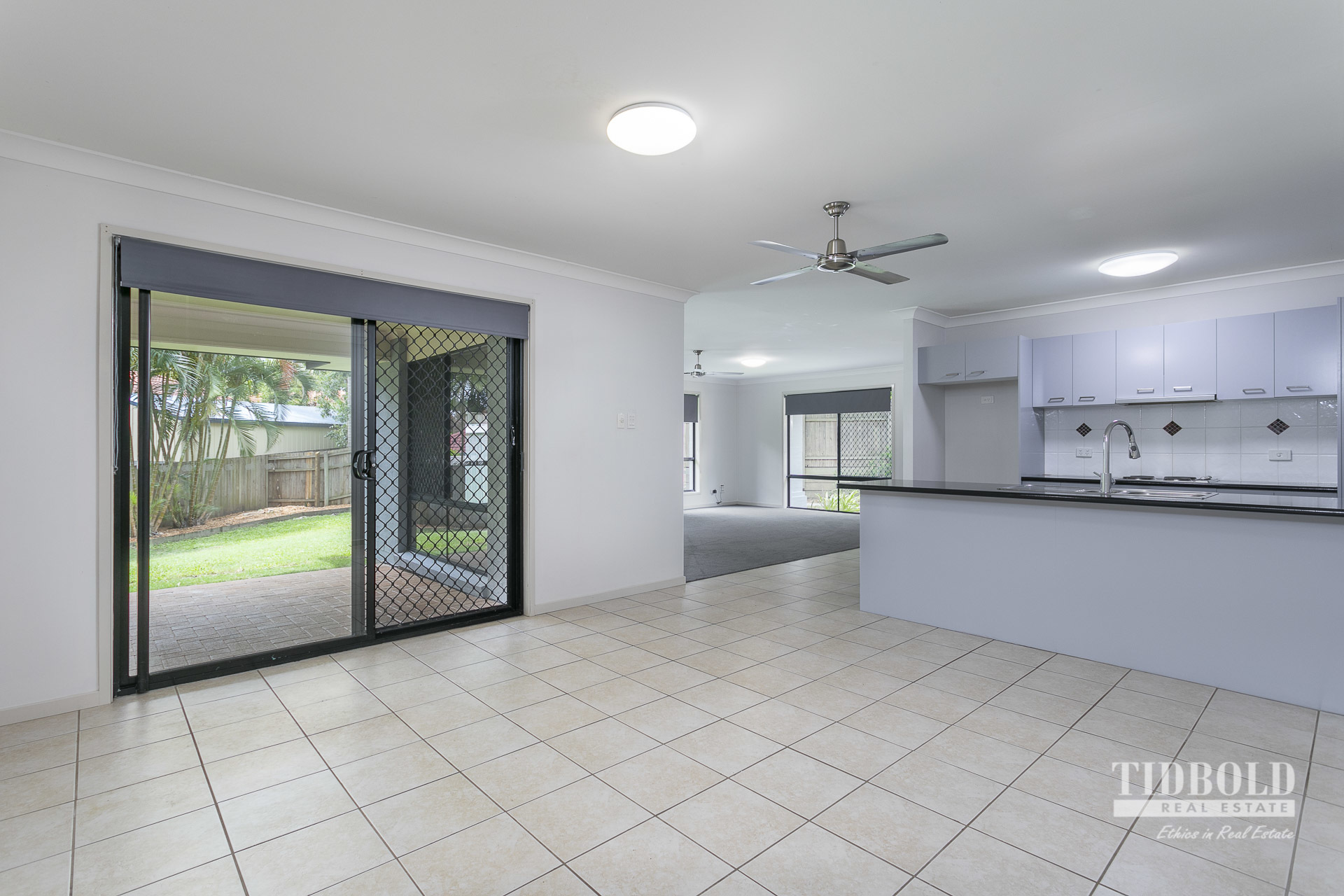 15 Seabrae Drive, Redland Bay - Thumbnail 4