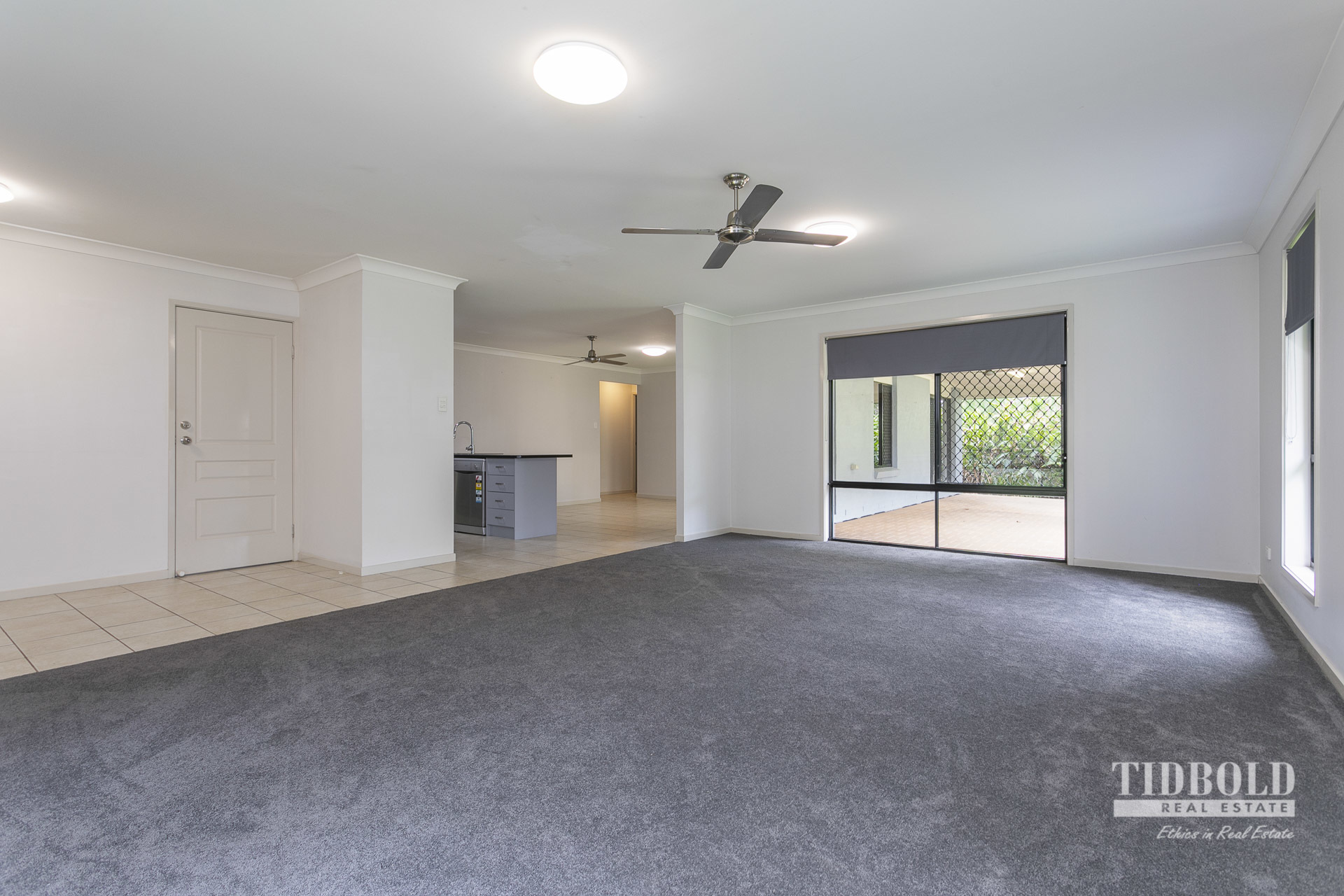 15 Seabrae Drive, Redland Bay - Thumbnail 3