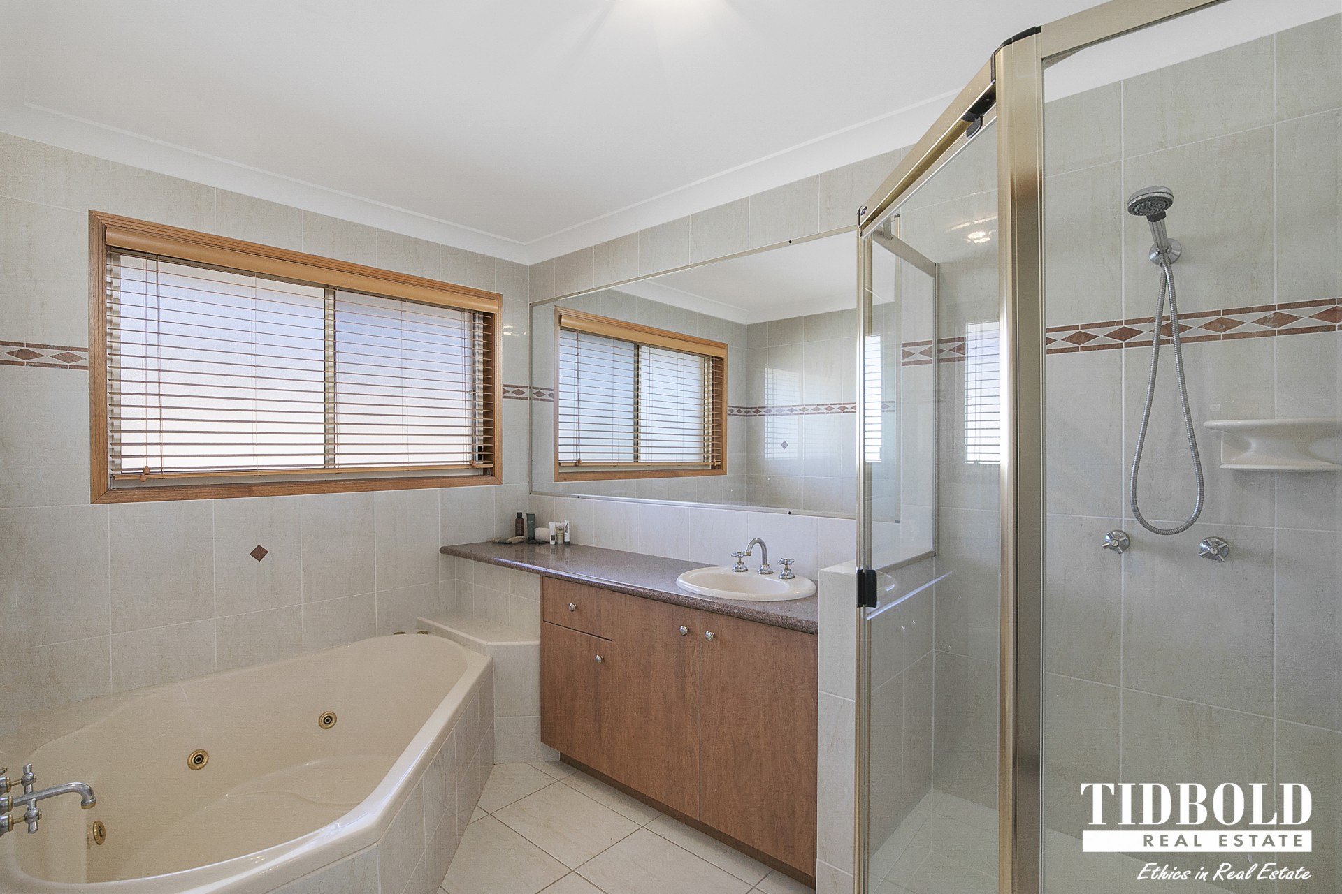 31 Penzance Drive, Redland Bay > Tidbold Real Estate