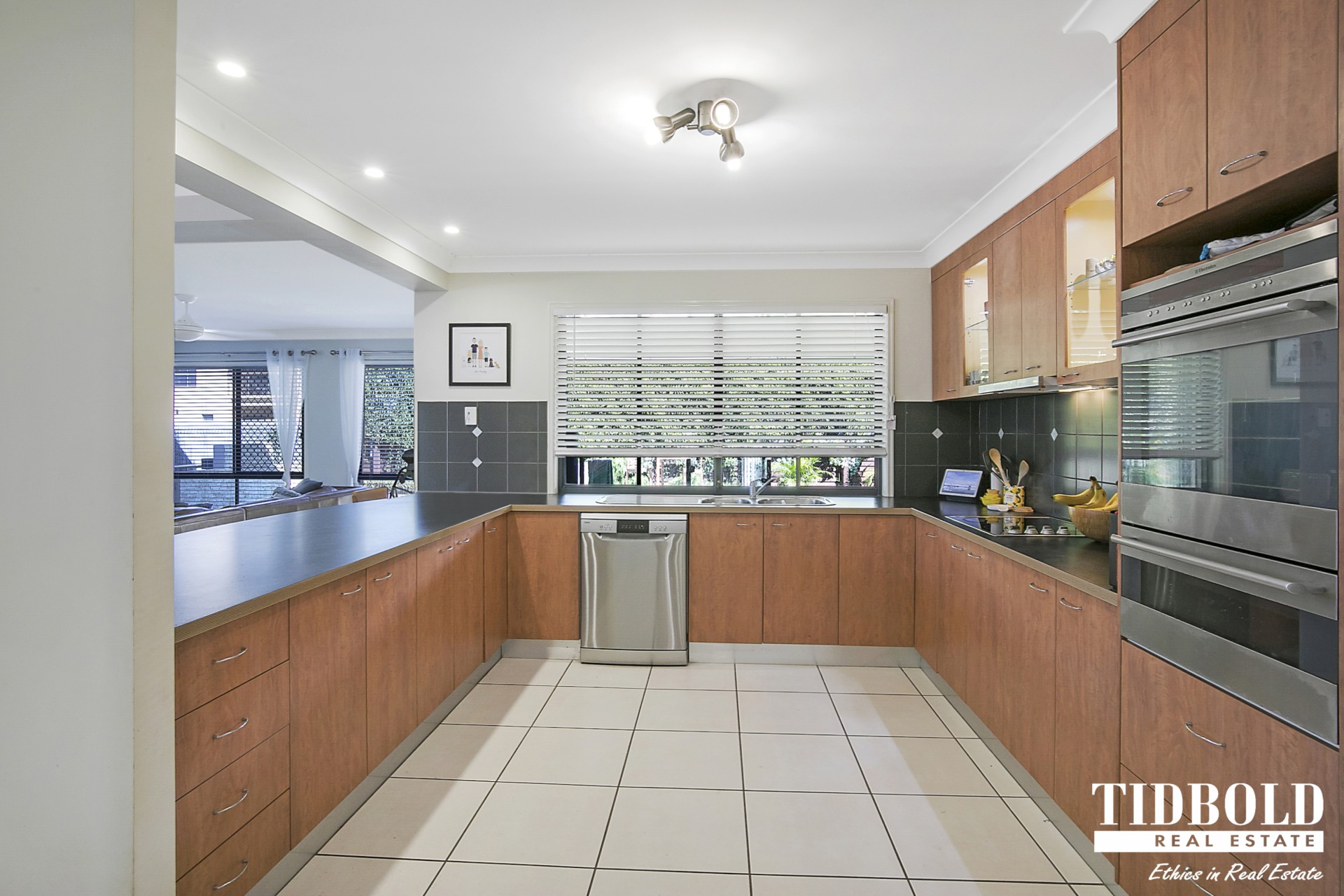 12 Jaydee Court, Thornlands - Thumbnail 3