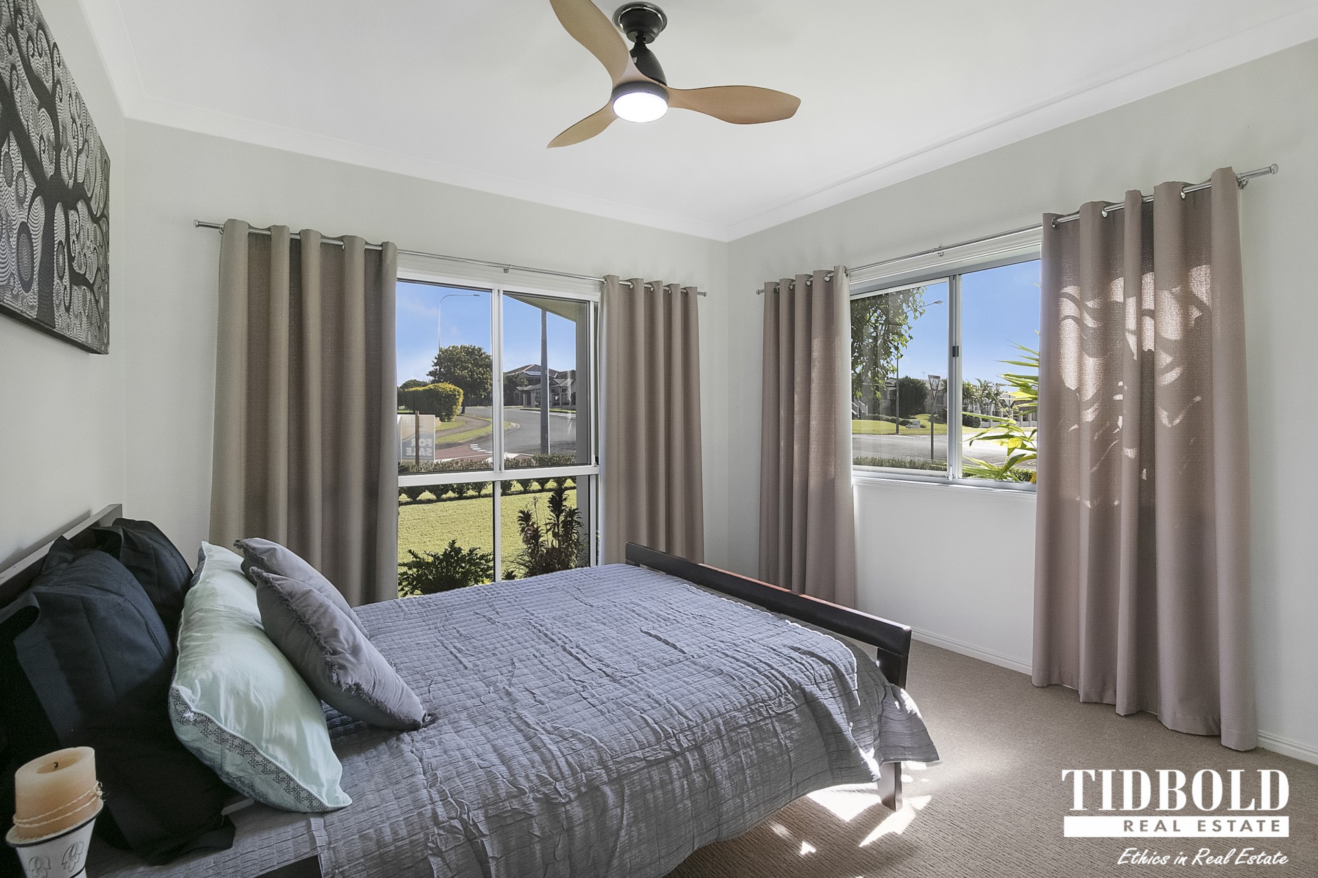71 Spinnaker Circuit, Redland Bay - Thumbnail 8