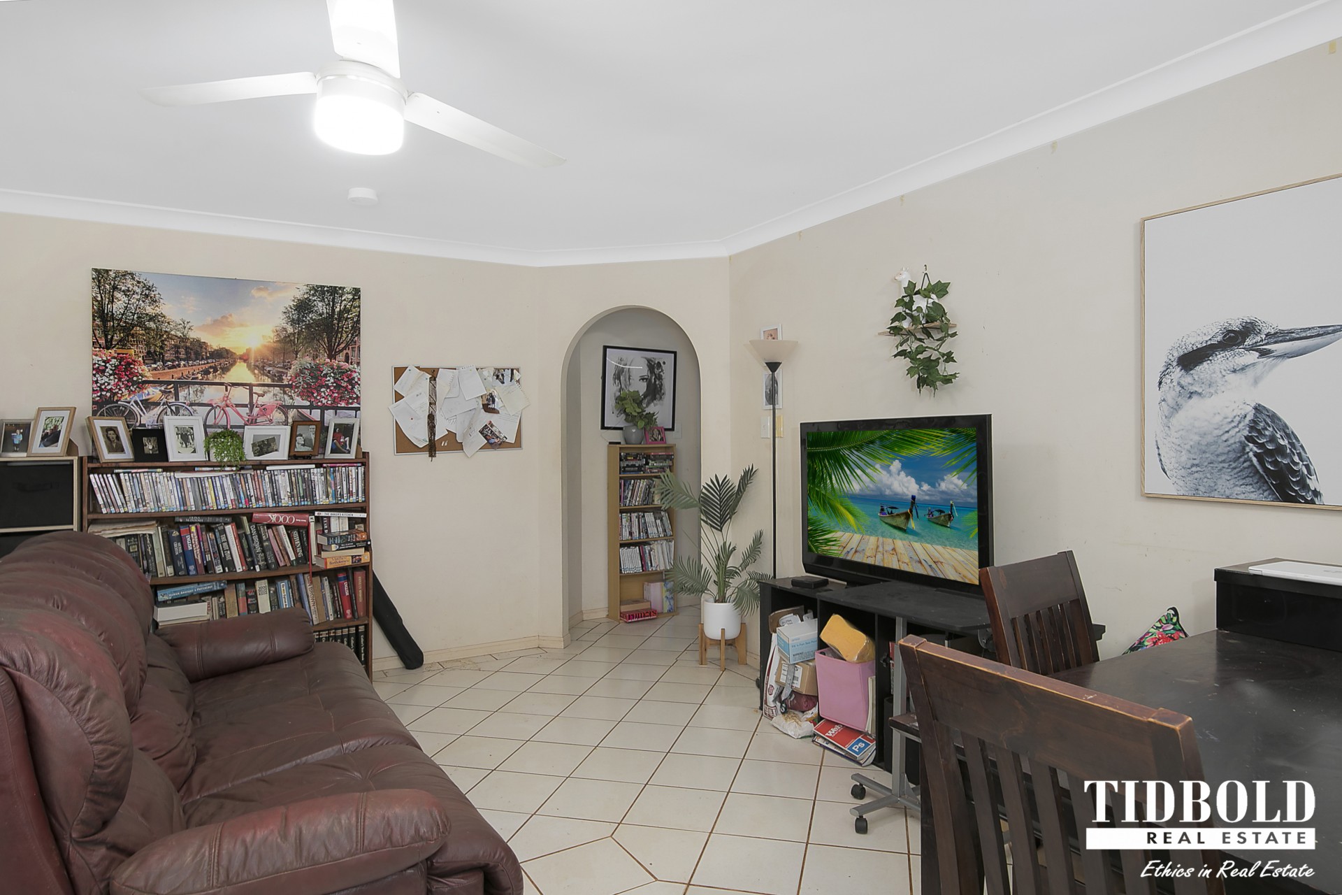 3 Roger Court, Redland Bay - Thumbnail 3