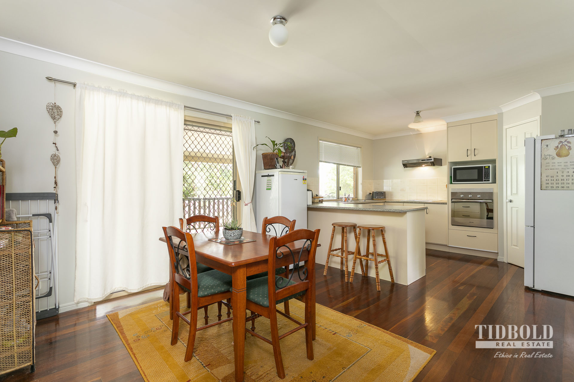 122-124 Mill Street, Redland Bay - Thumbnail 5