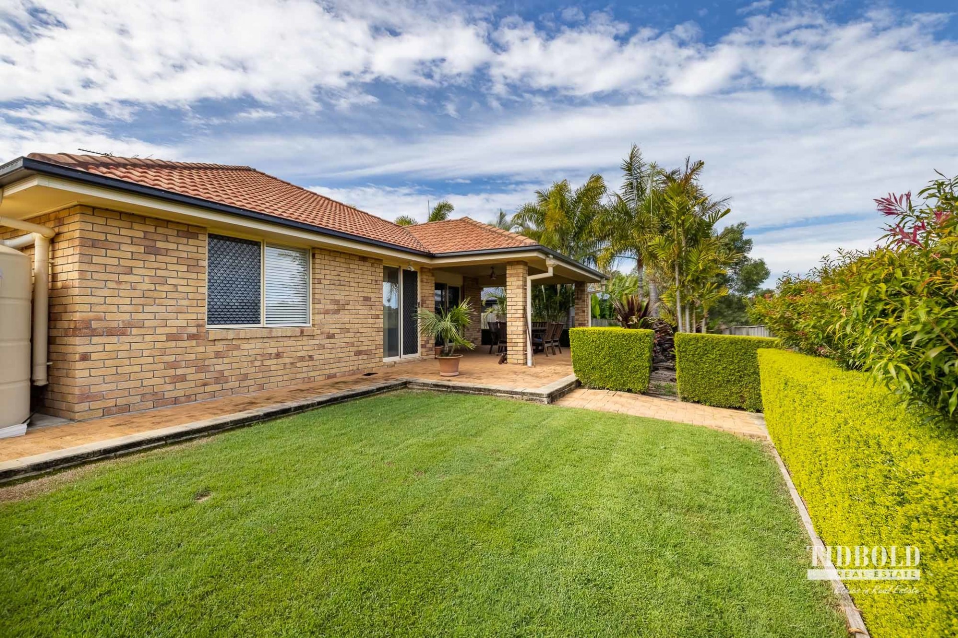 70 Ebony Crescent, Redland Bay - Thumbnail 2
