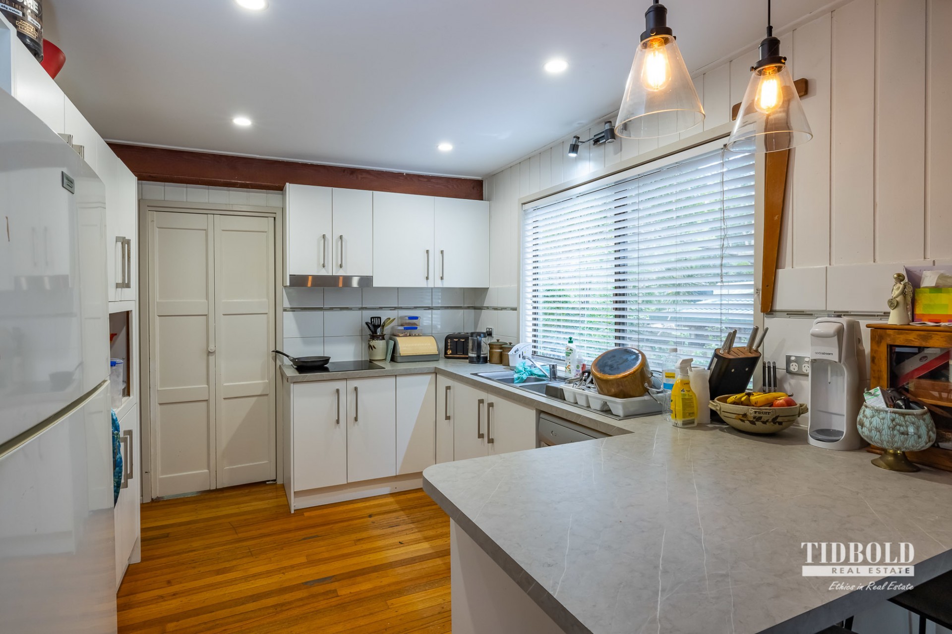 9 Valley Way, Mount Cotton > Tidbold Real Estate