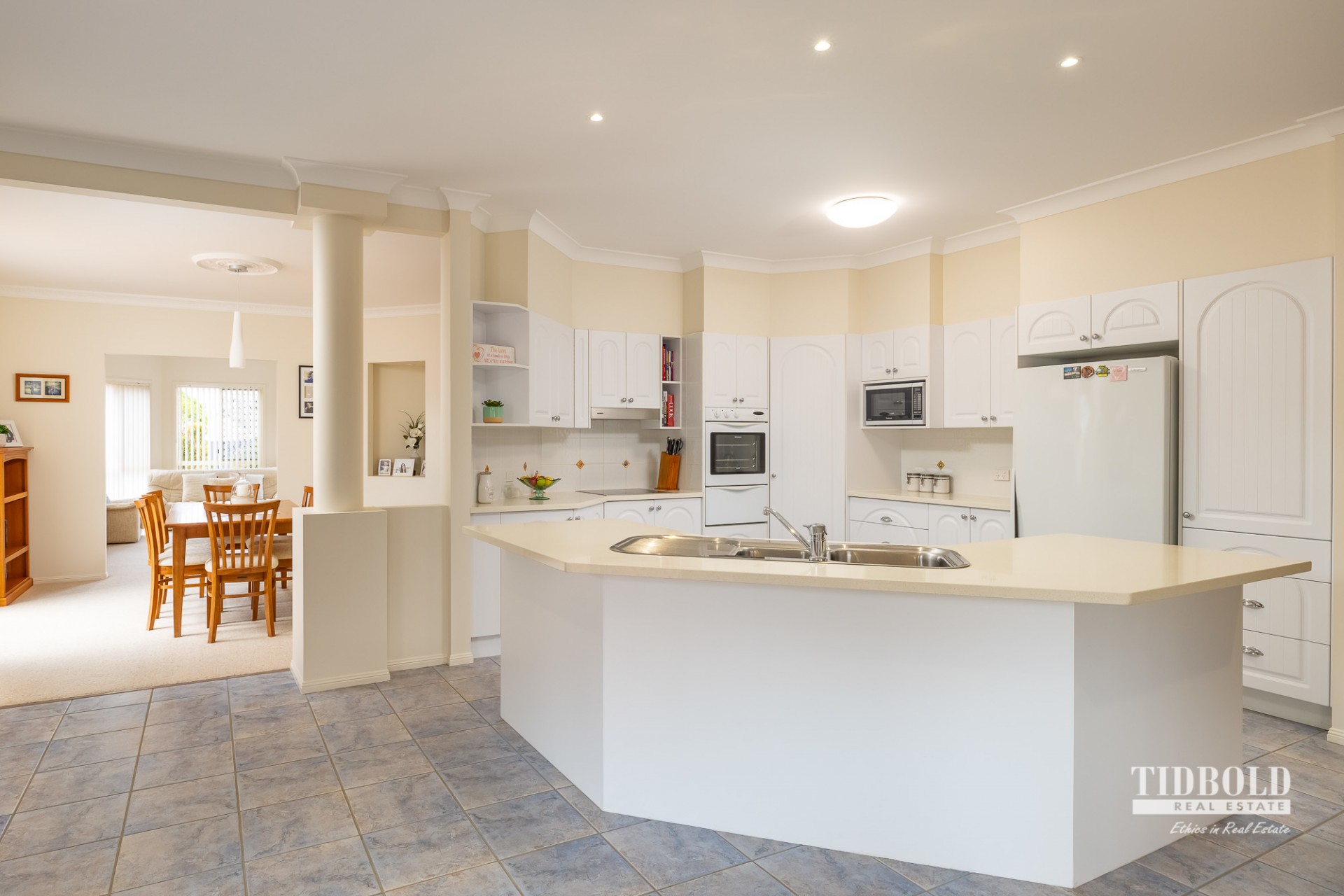 5 Vicki Place, Victoria Point - Thumbnail 3