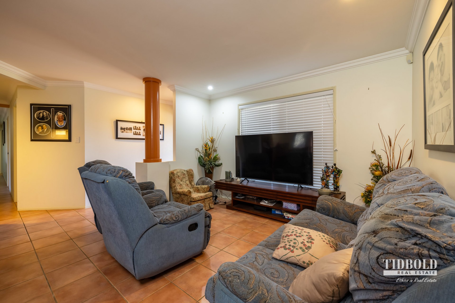 2 Westburn Court, Redland Bay - Thumbnail 3