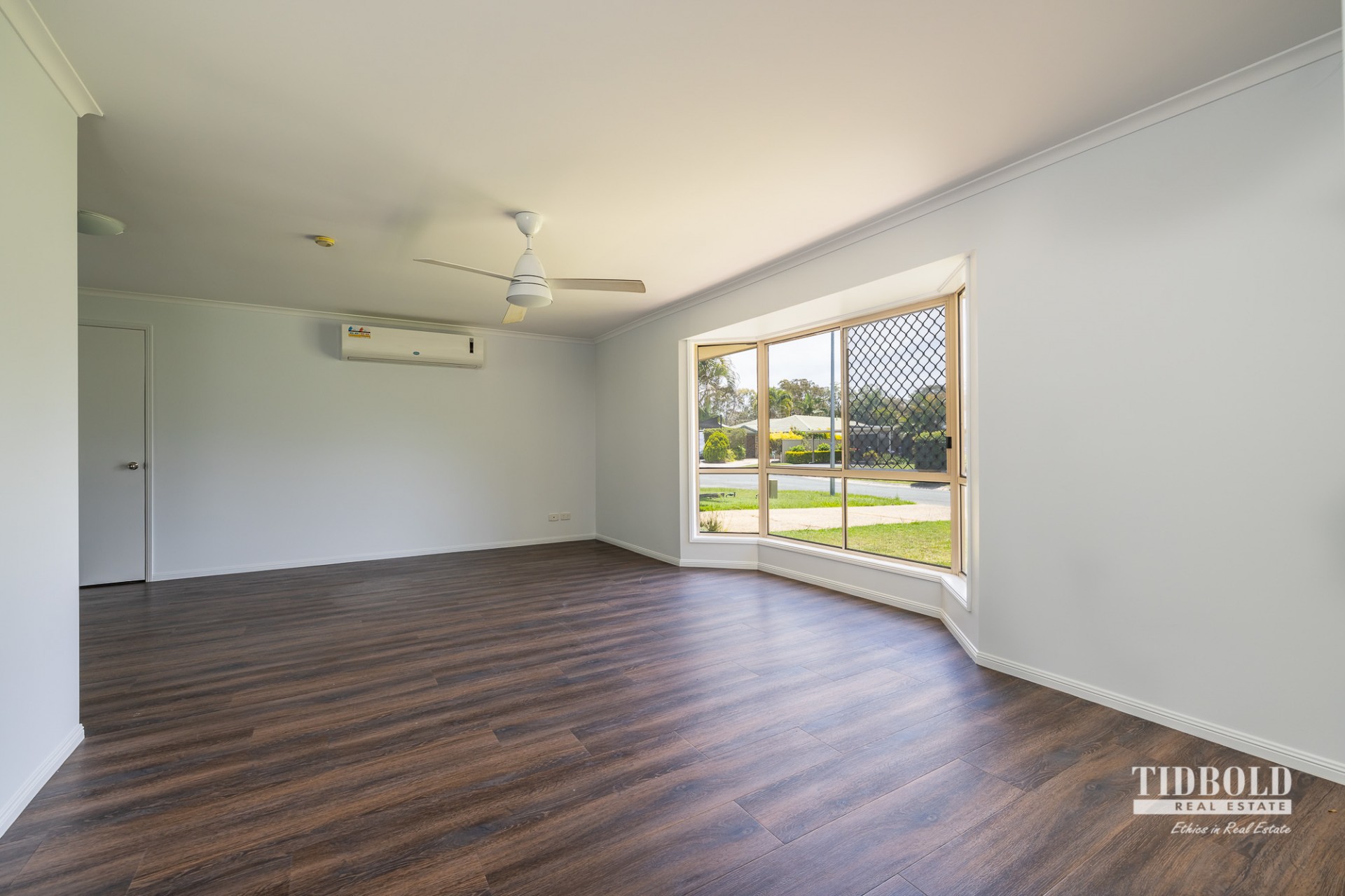 9 Putter Place, Redland Bay - Thumbnail 4