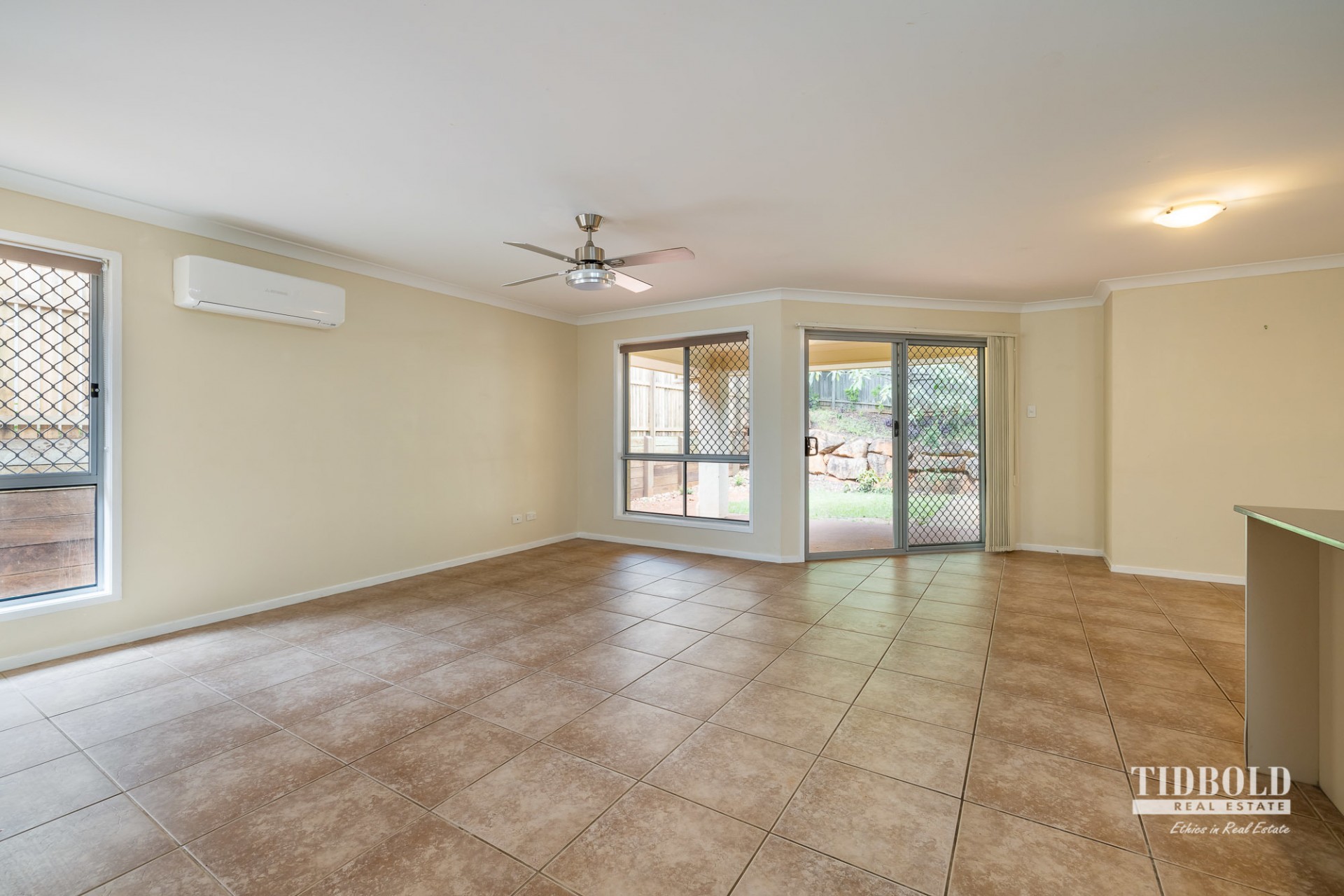 17 Keswick Place, Redland Bay - Thumbnail 4