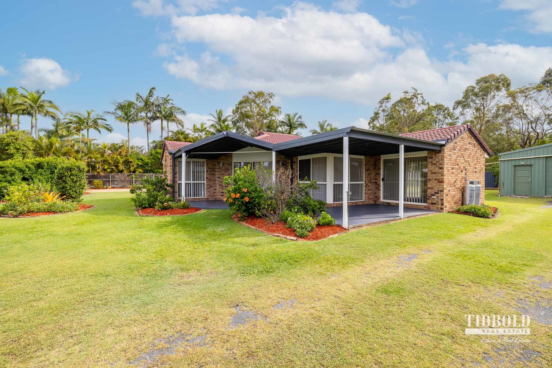 9 Apollo Court, Victoria Point - Thumbnail 2