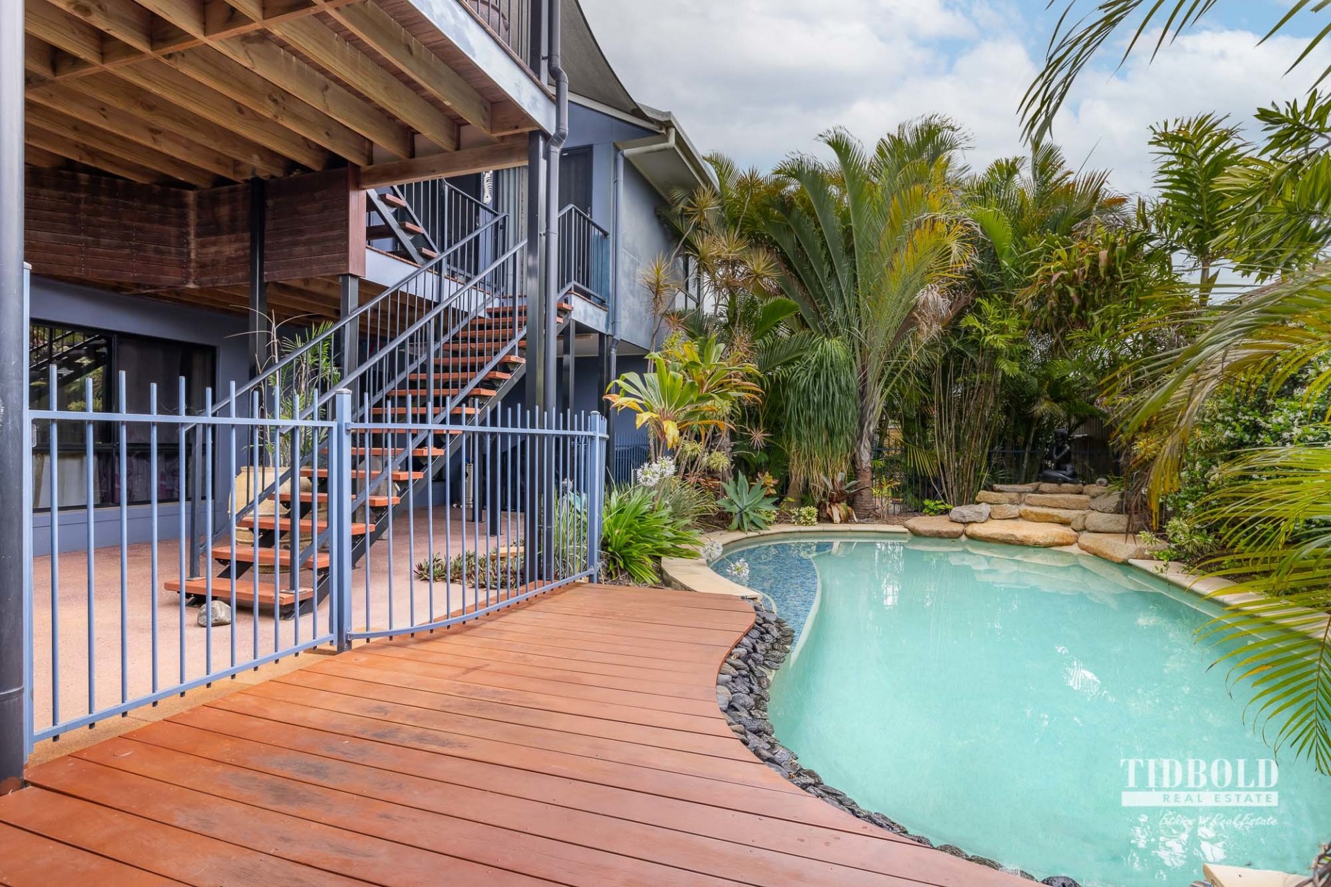 8 Seagrass Place, Redland Bay - Thumbnail 2