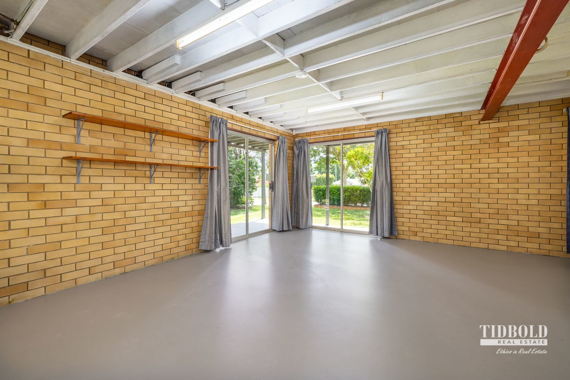 221-223 Dart Street, Redland Bay - Thumbnail 6