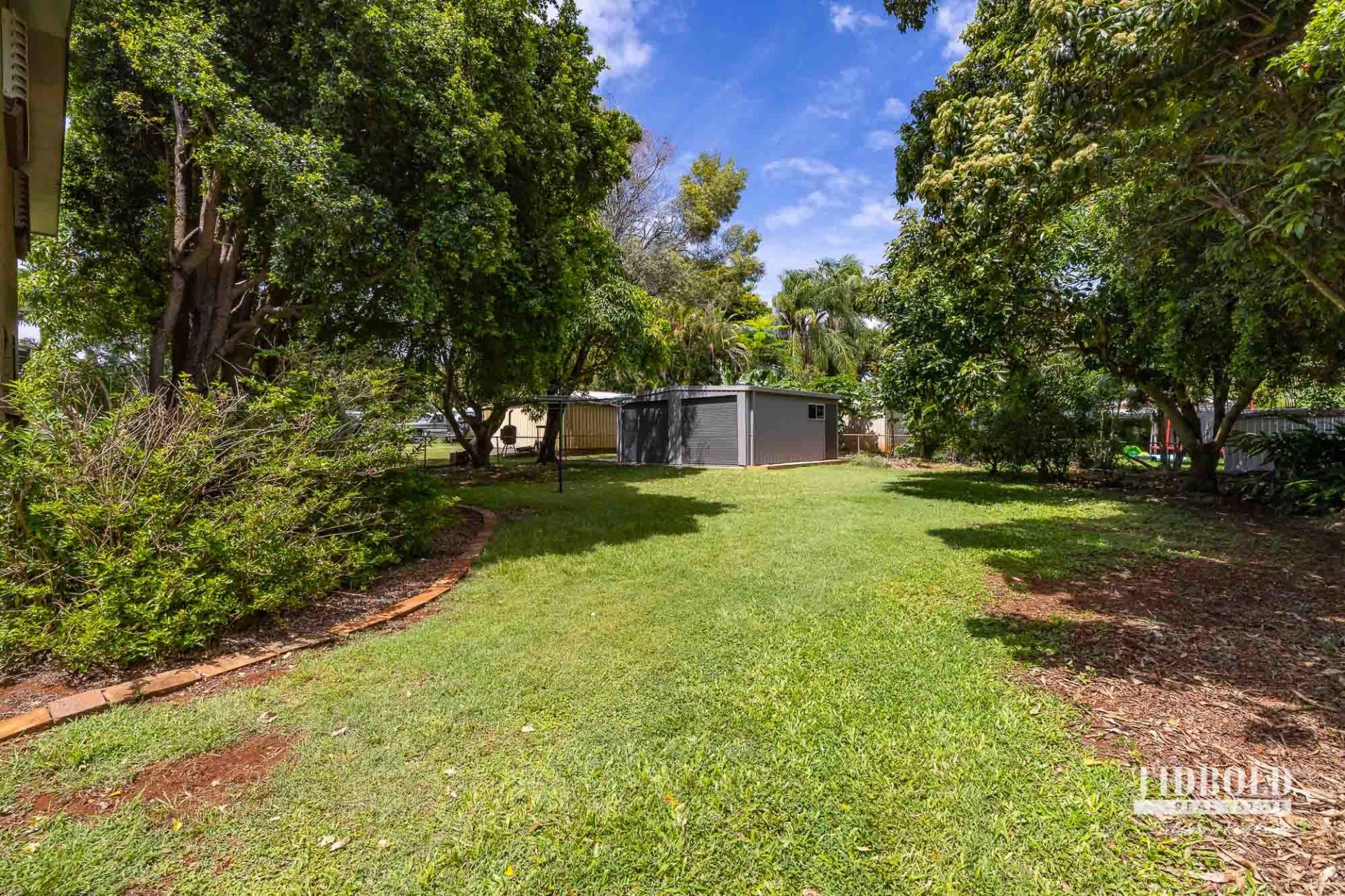221-223 Dart Street, Redland Bay - Thumbnail 2