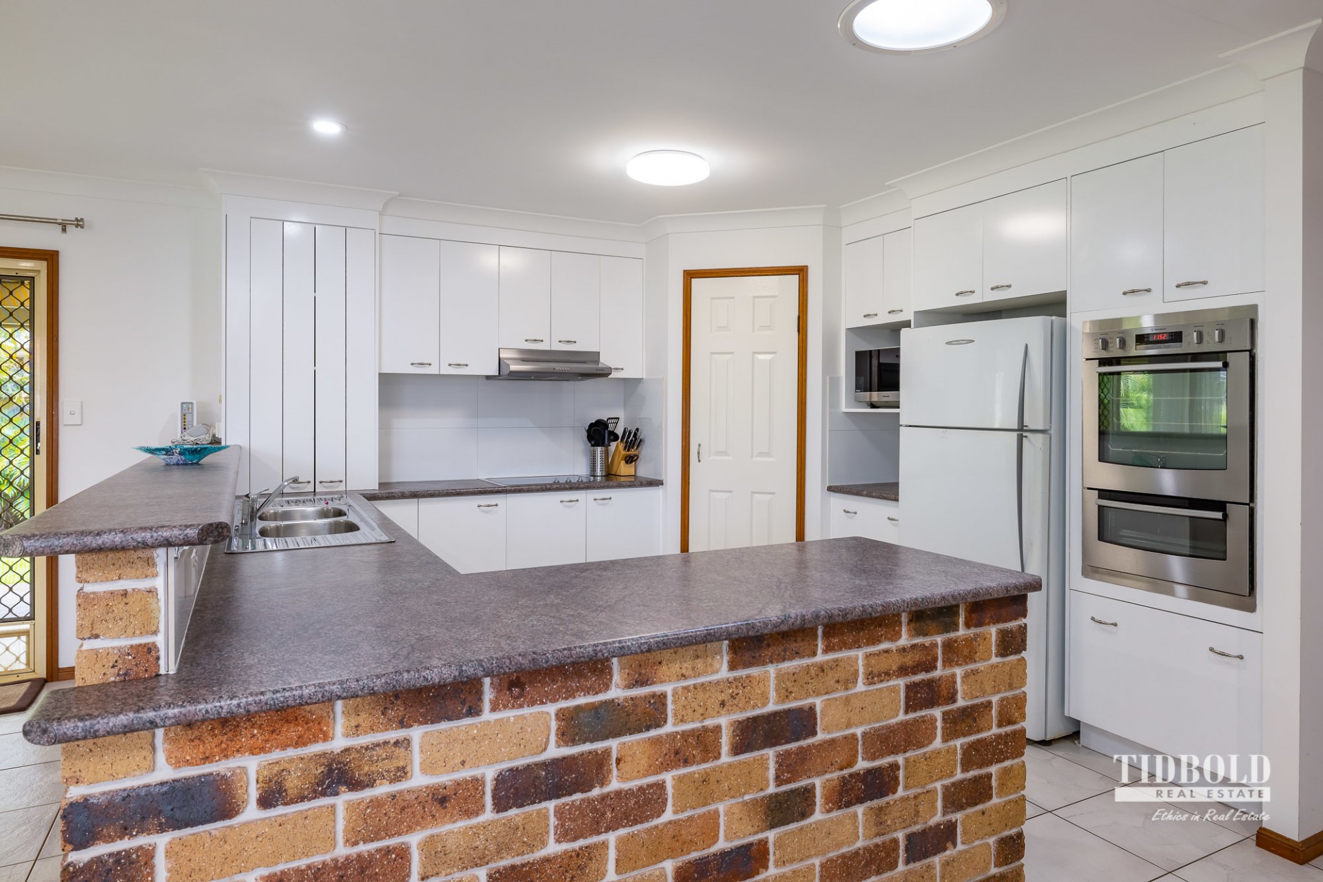 2 Trafalgar Drive, Victoria Point - Thumbnail 5