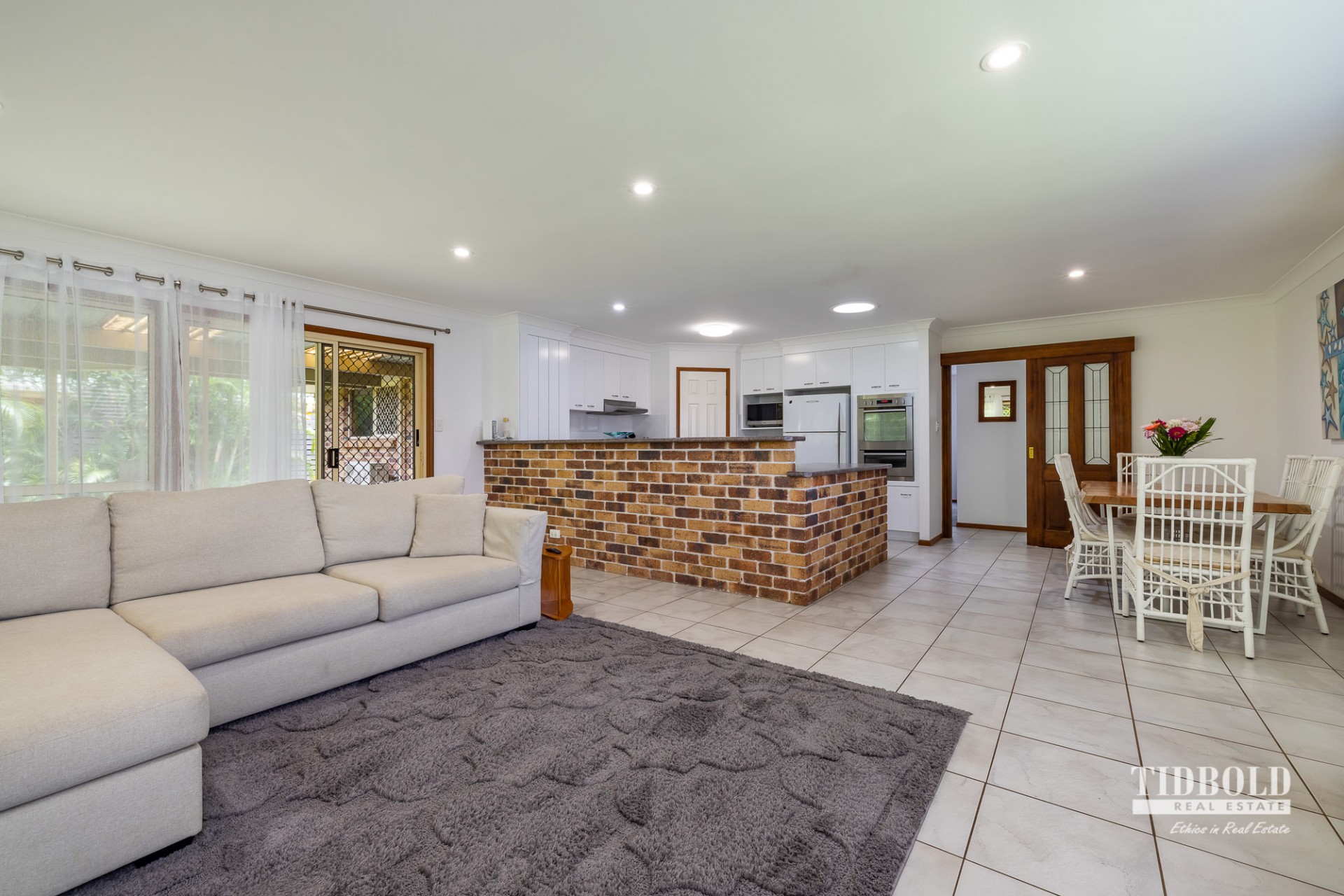 2 Trafalgar Drive, Victoria Point - Thumbnail 4