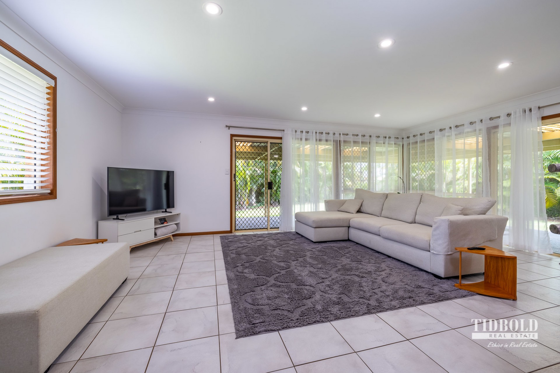 2 Trafalgar Drive, Victoria Point - Thumbnail 3