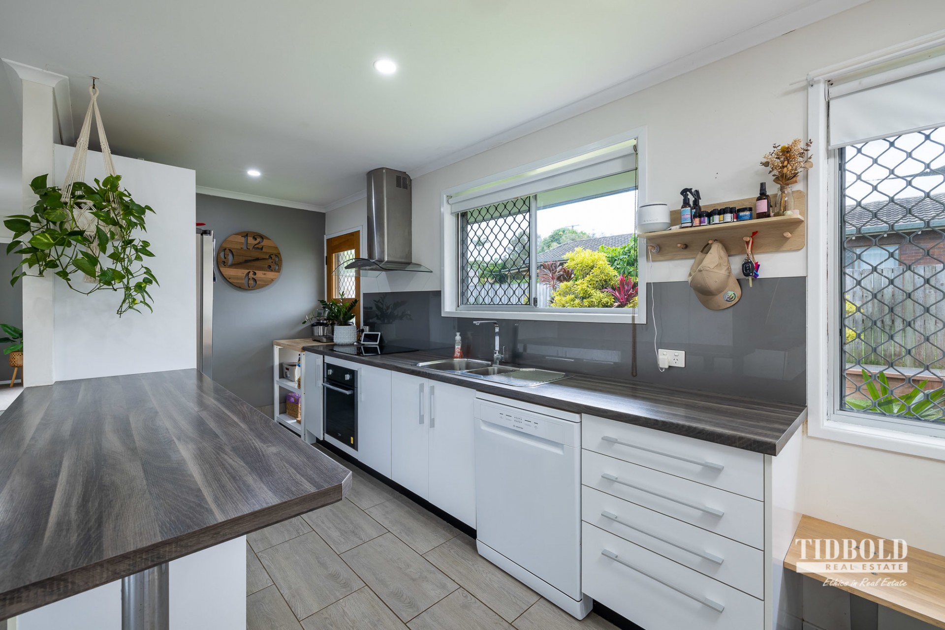23 Shanahan Street, Redland Bay - Thumbnail 4