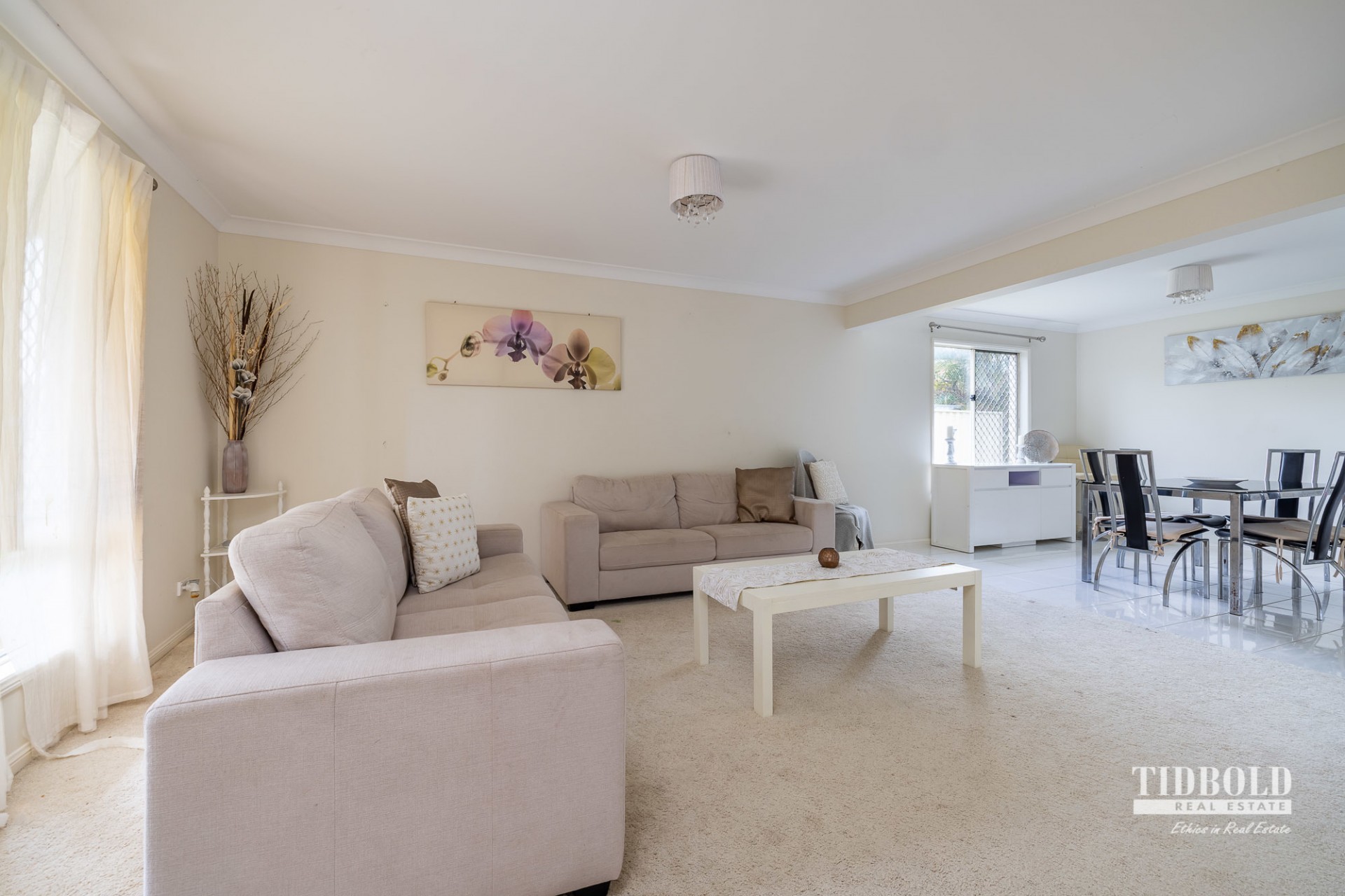 16 Magnetic Place, Redland Bay - Thumbnail 7