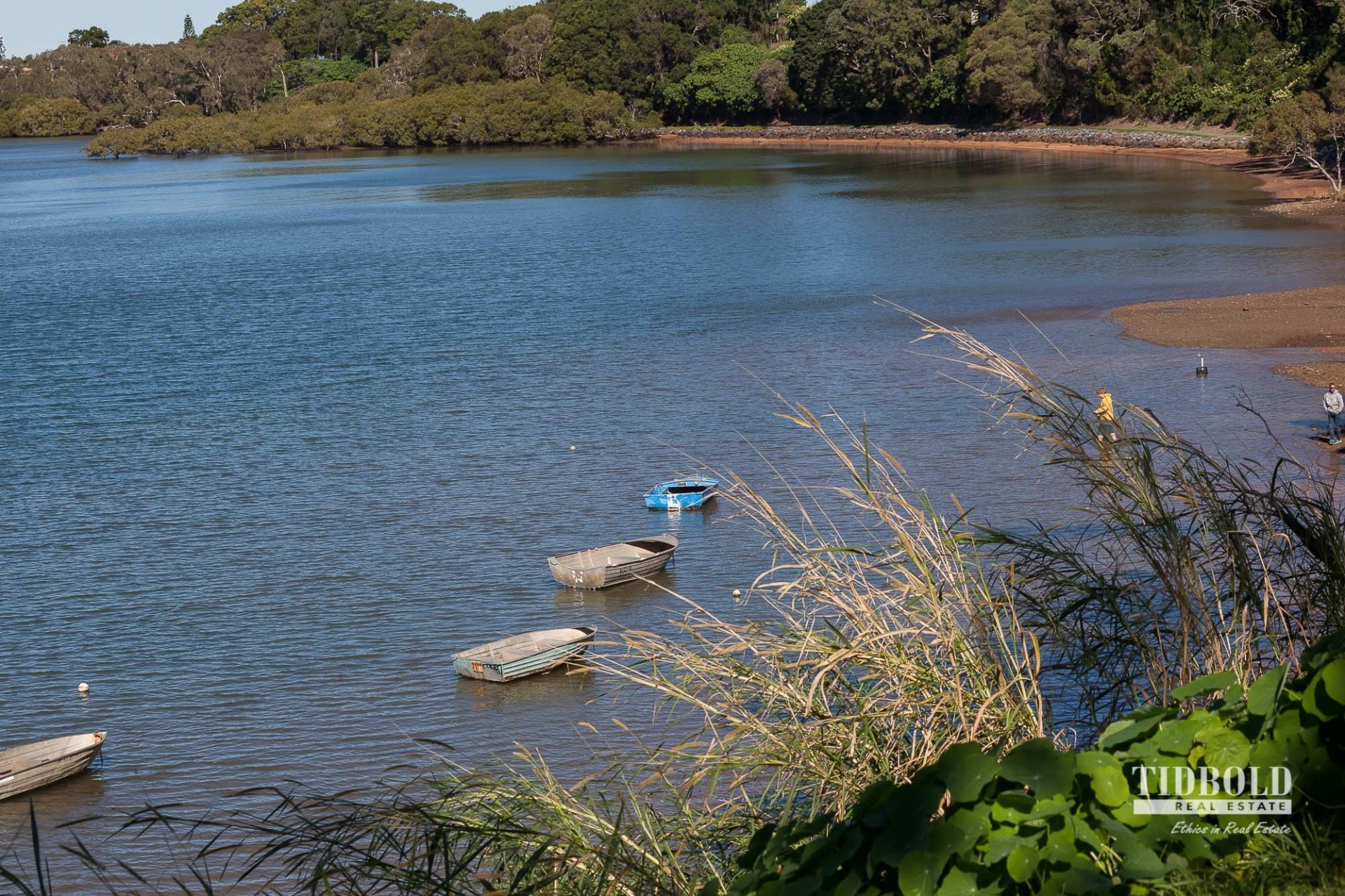 121 Esplanade, Redland Bay - Thumbnail 4