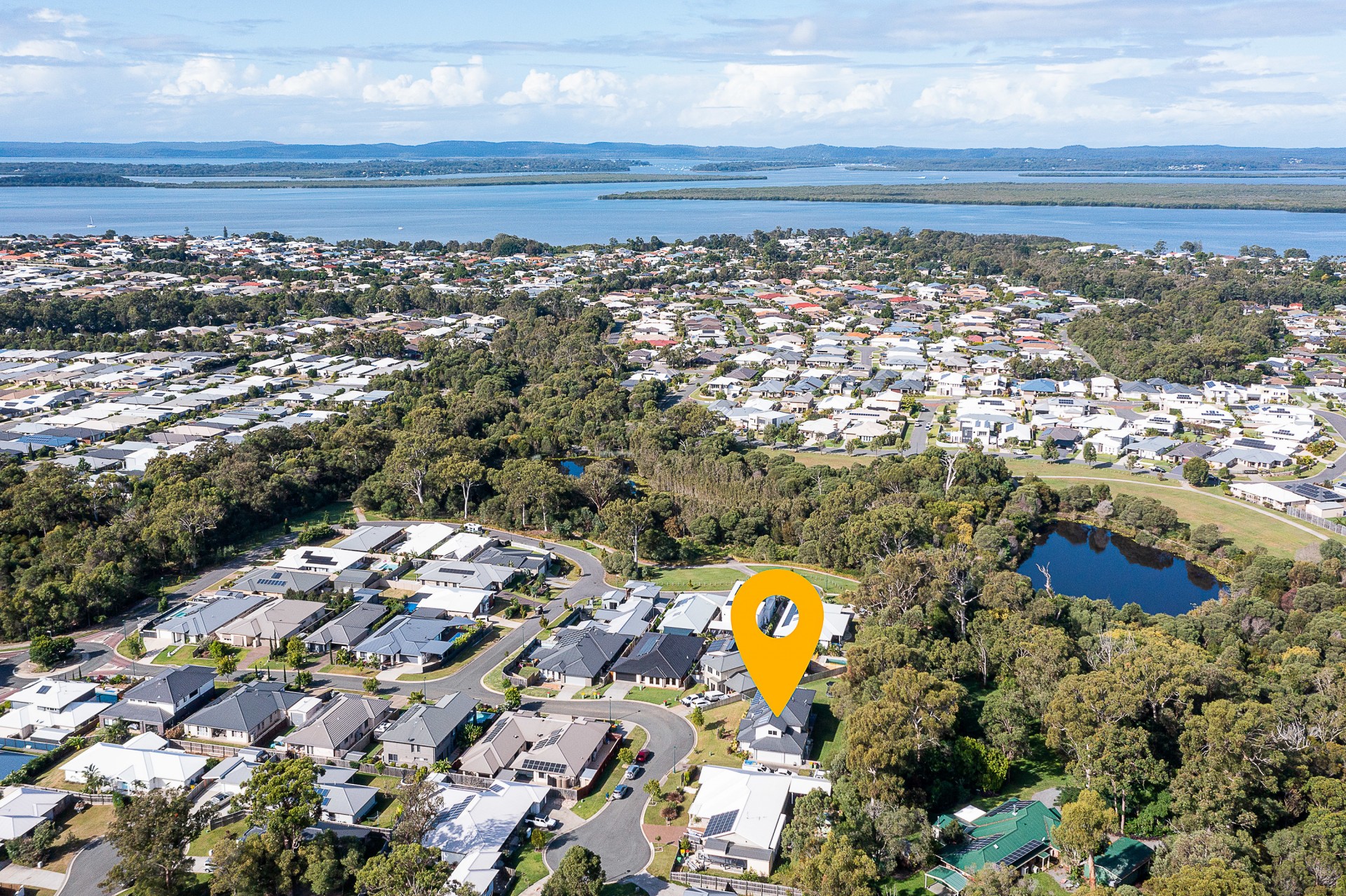 34 Vanstone Way, Redland Bay - Thumbnail 3